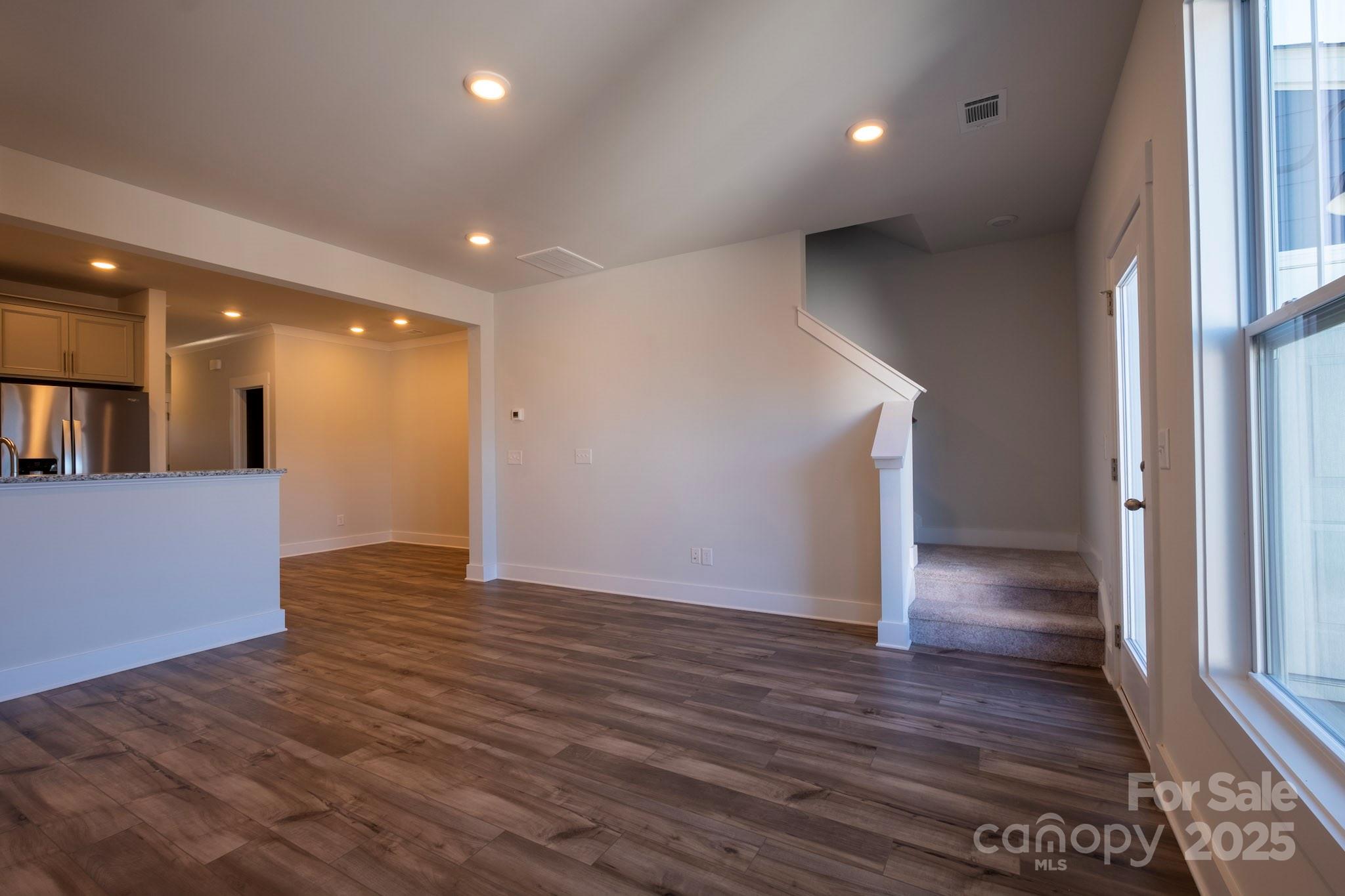 207 Dalmatian Drive 24