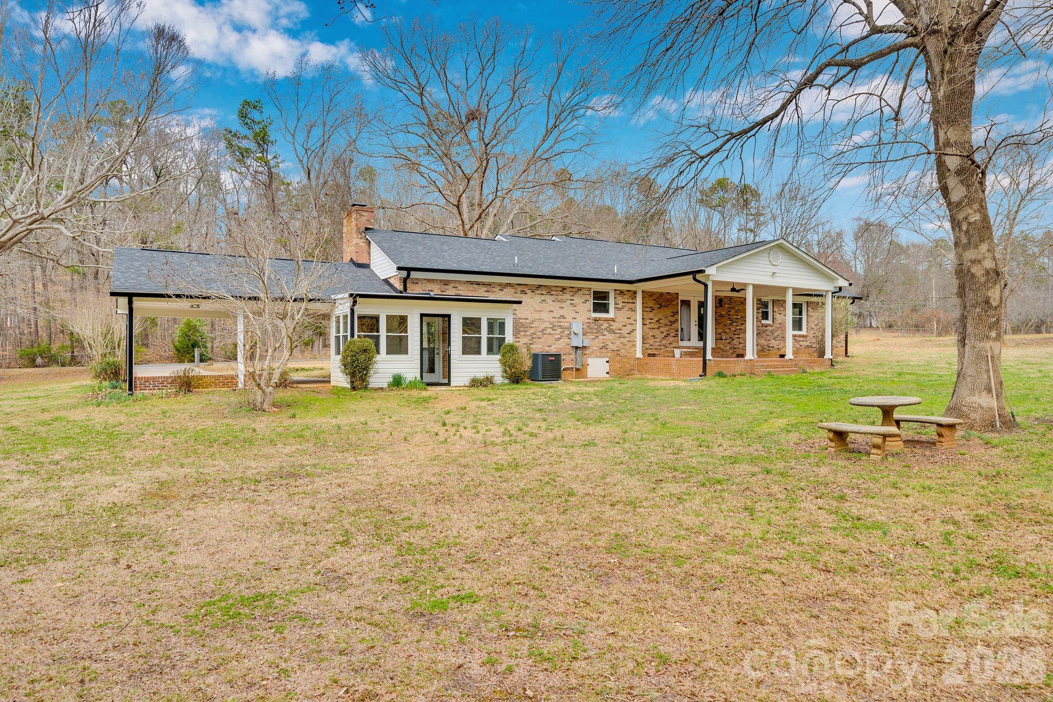 Hollandale - Residential