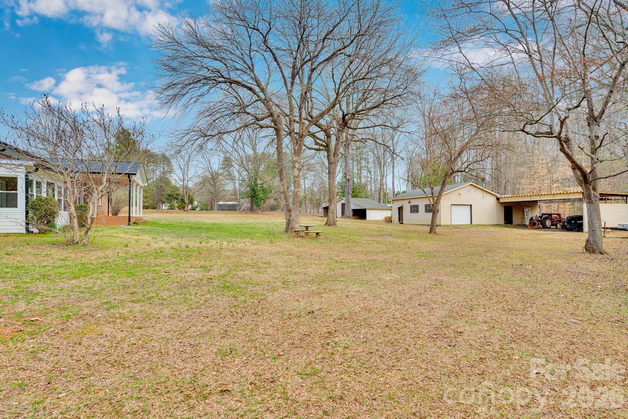 Hollandale - Residential