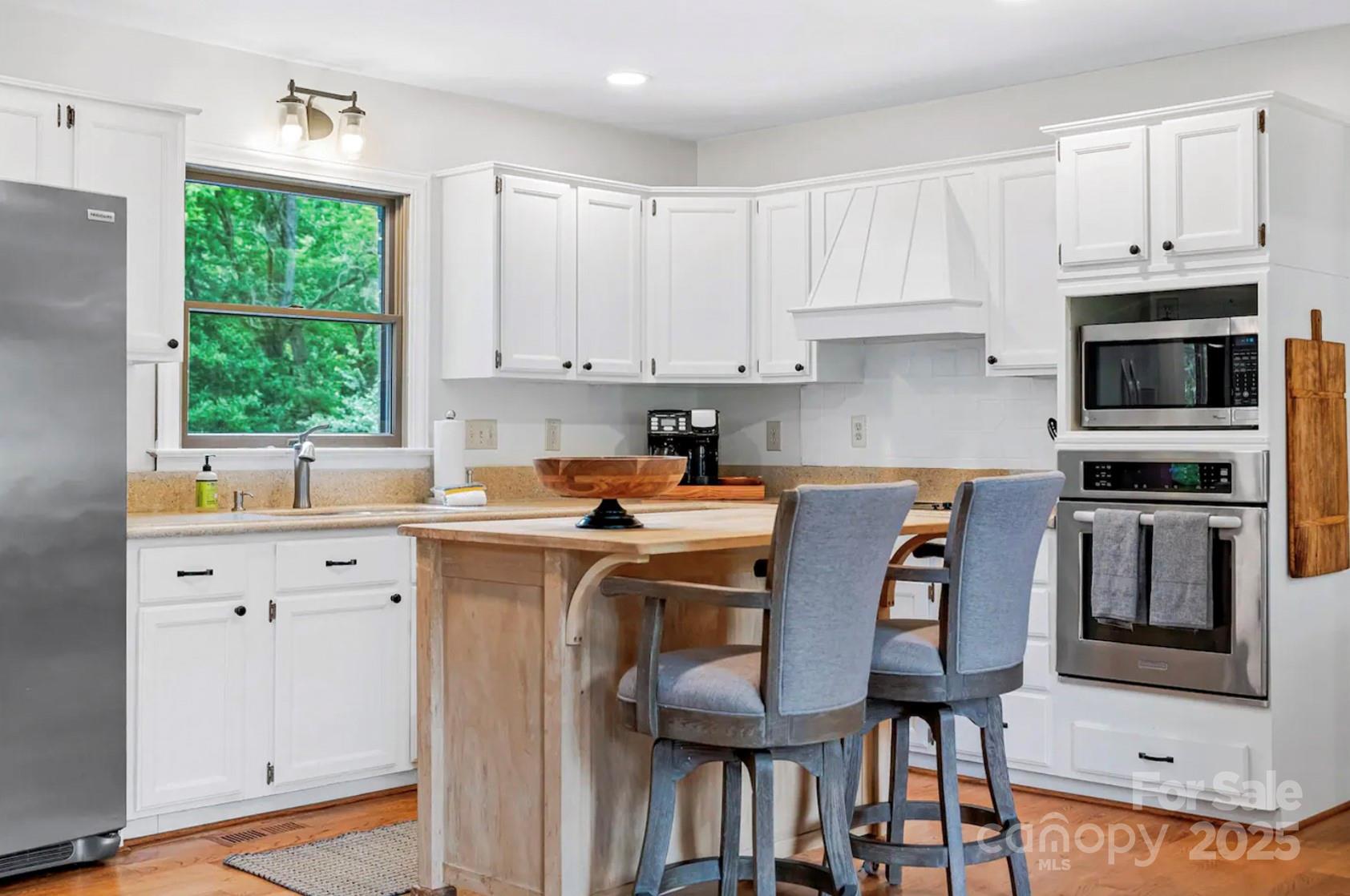 1236 Upper Brush Creek Road