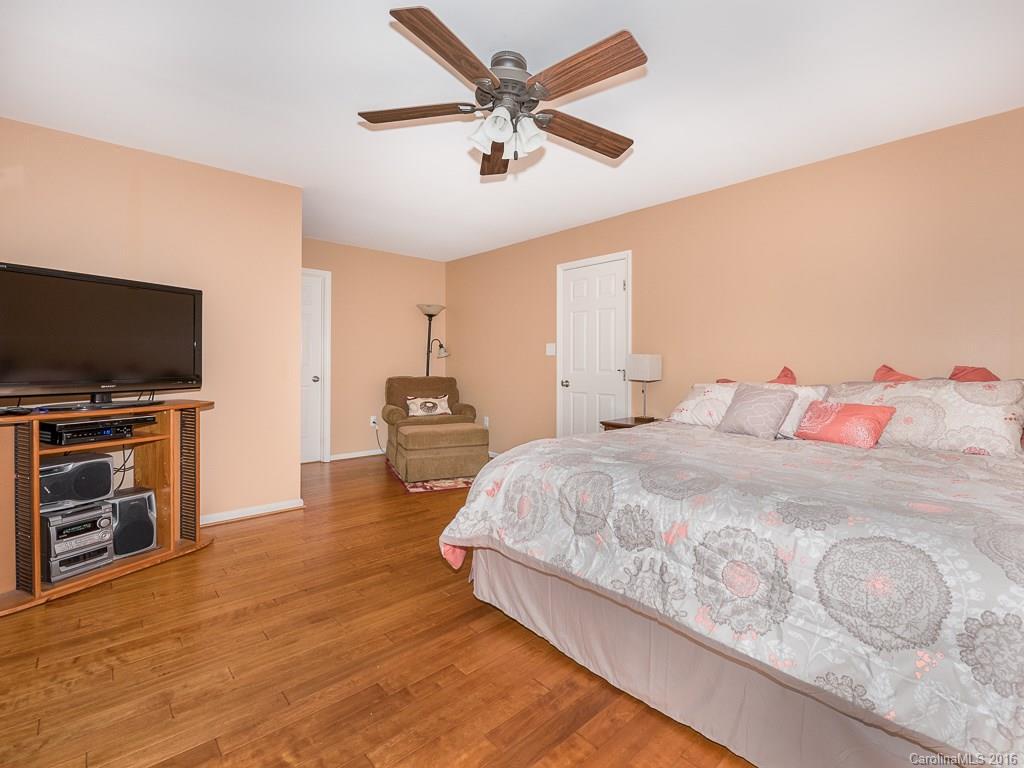 Sturnbridge - Residential