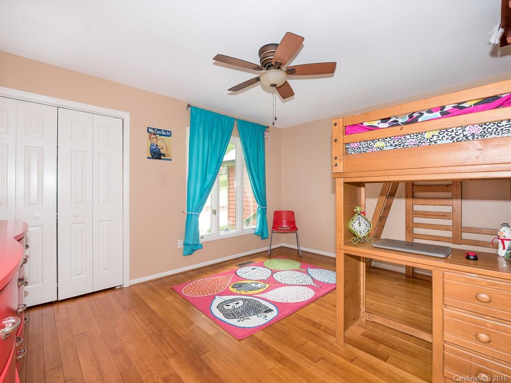 Sturnbridge - Residential