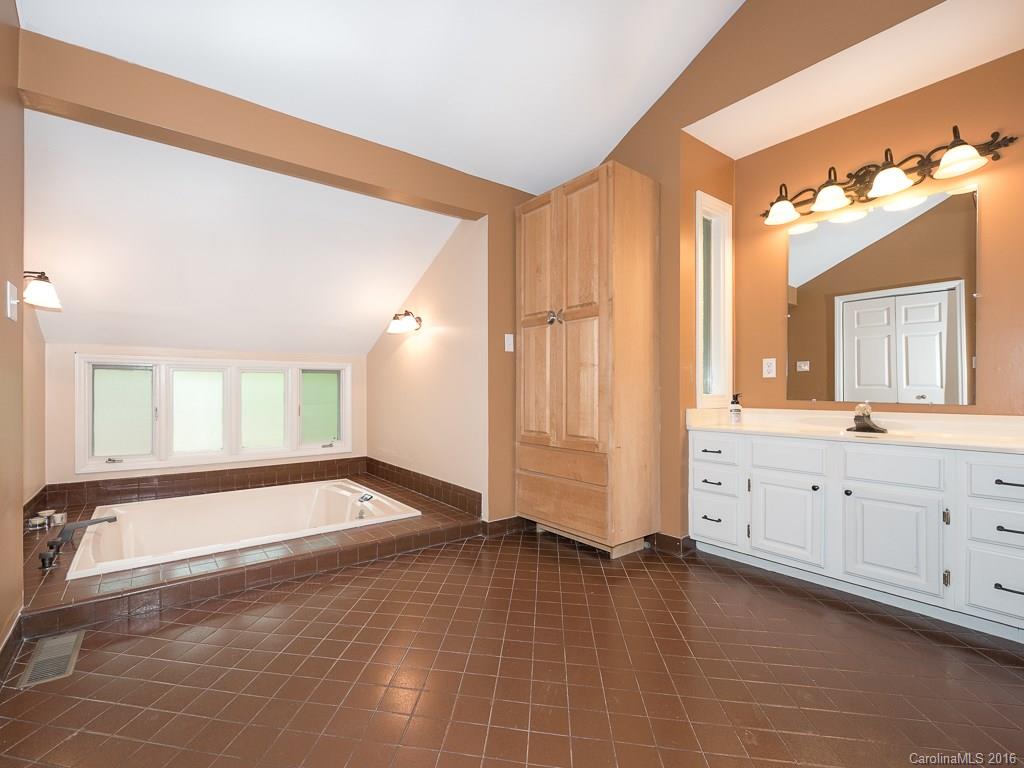 Sturnbridge - Residential