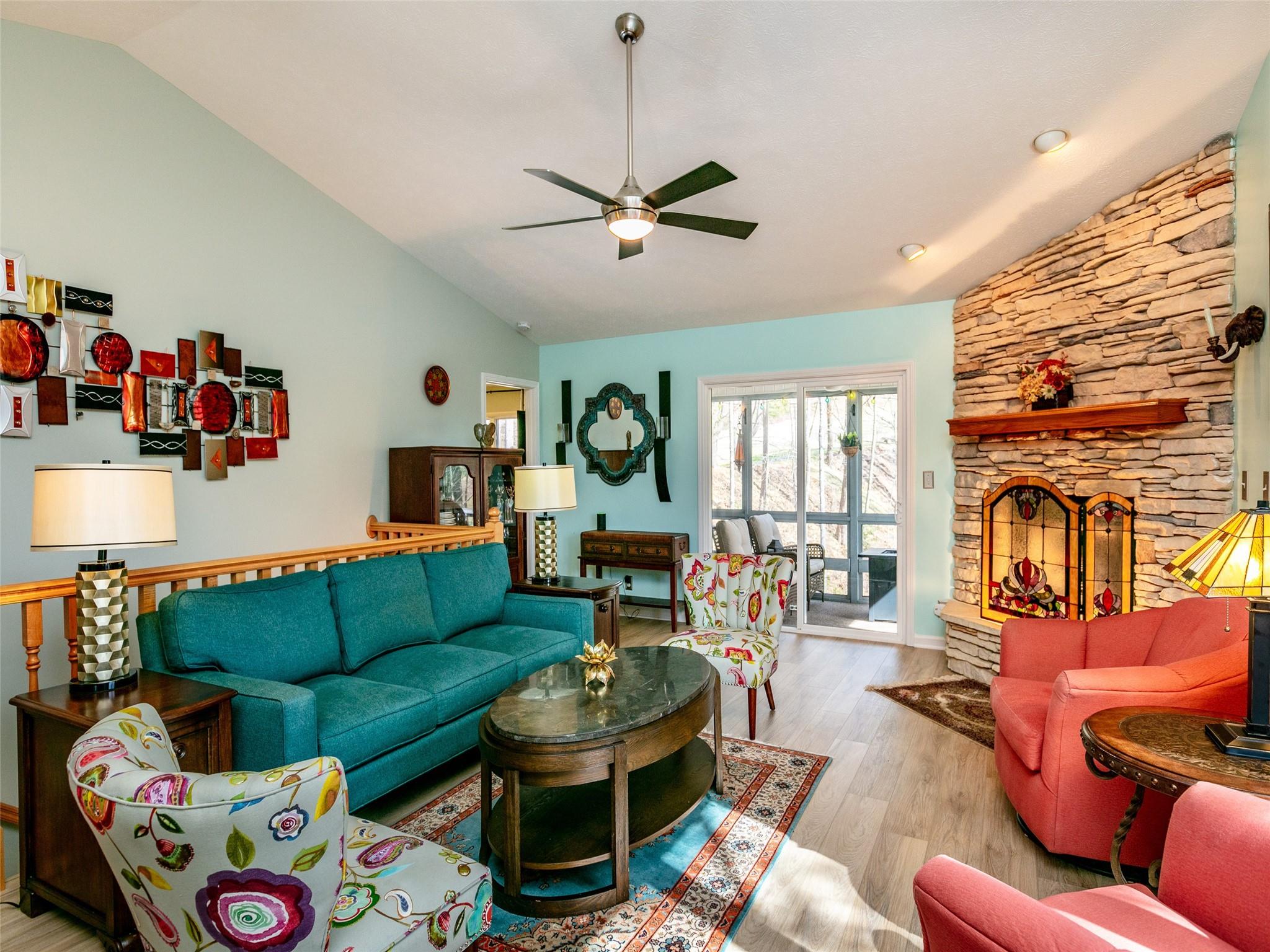 Cummings Cove - Residential