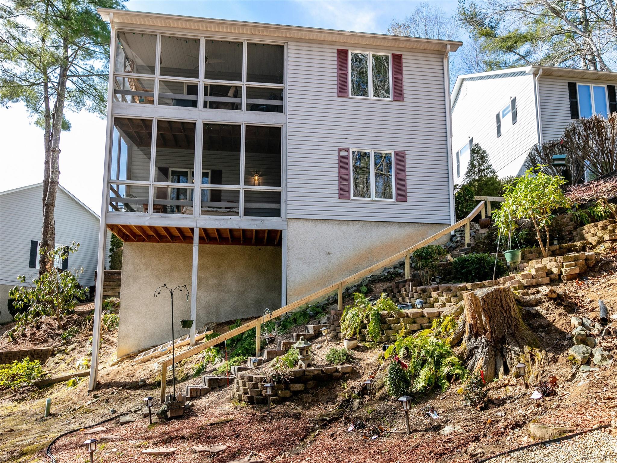 Cummings Cove - Residential