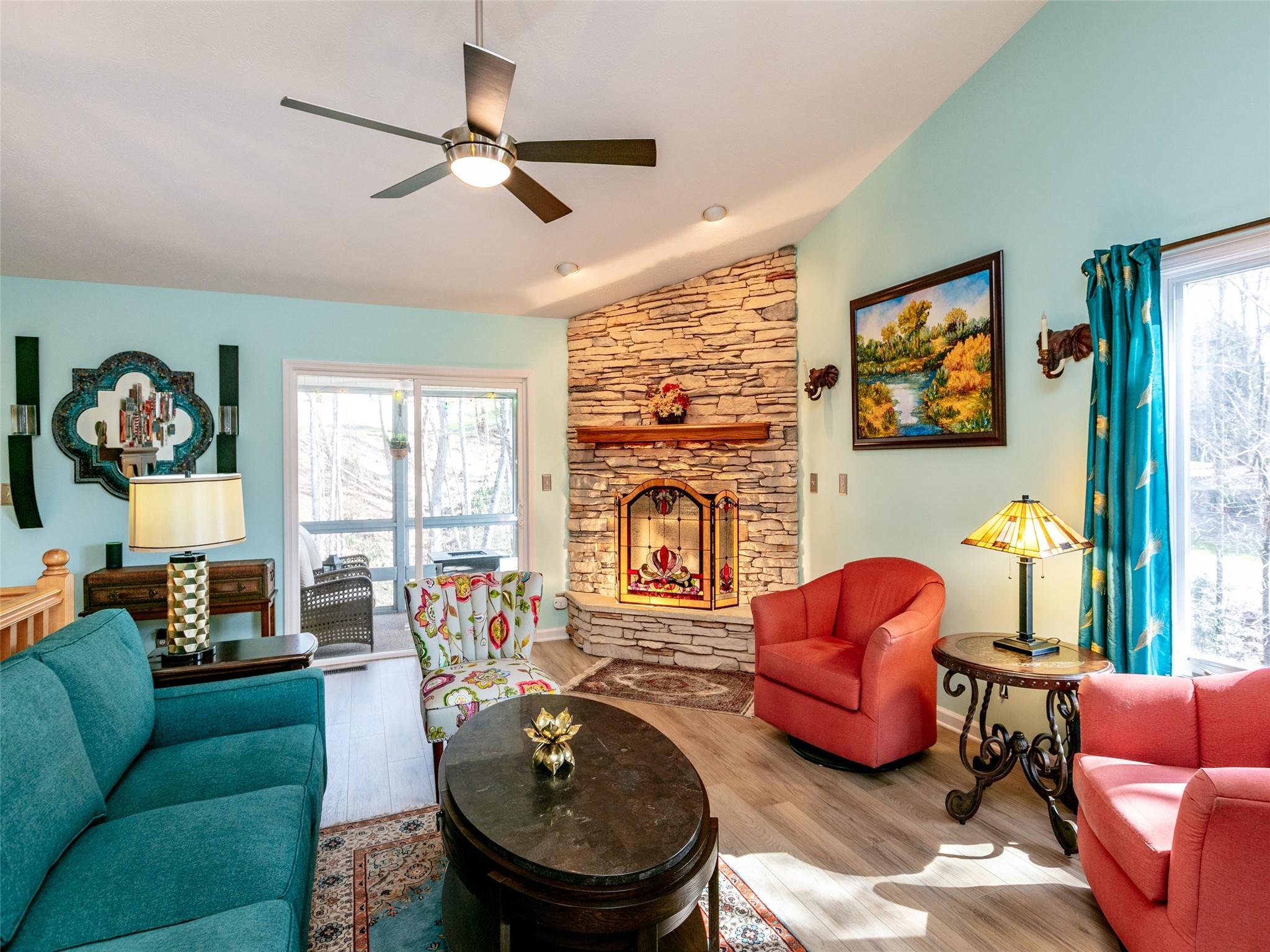 Cummings Cove - Residential