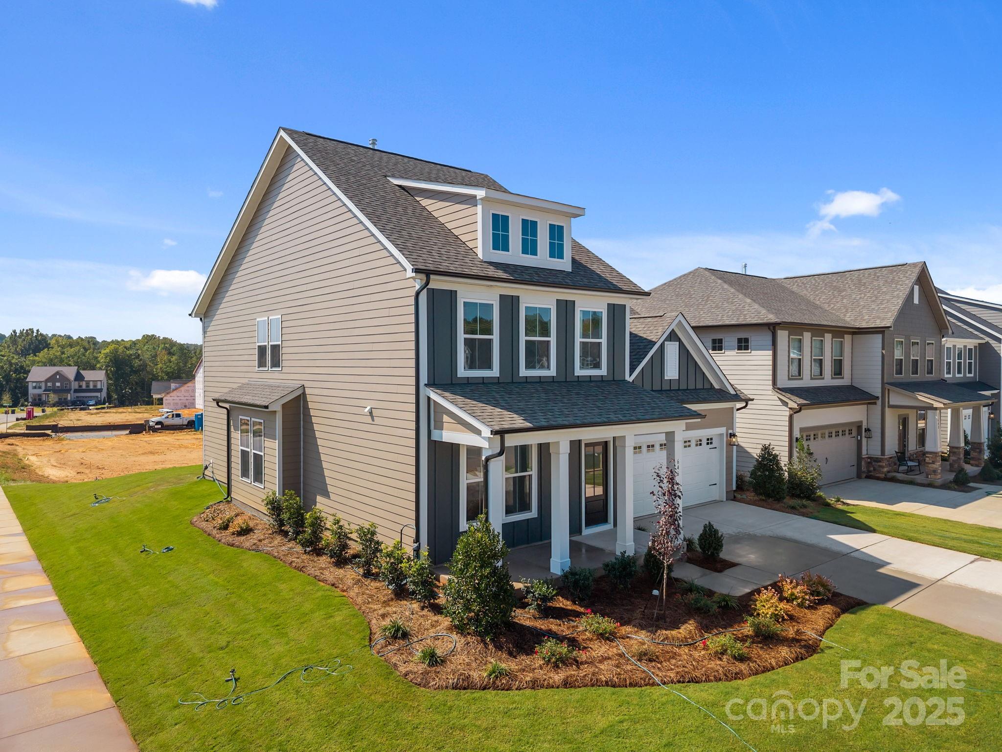 Lakeside Glen - Residential