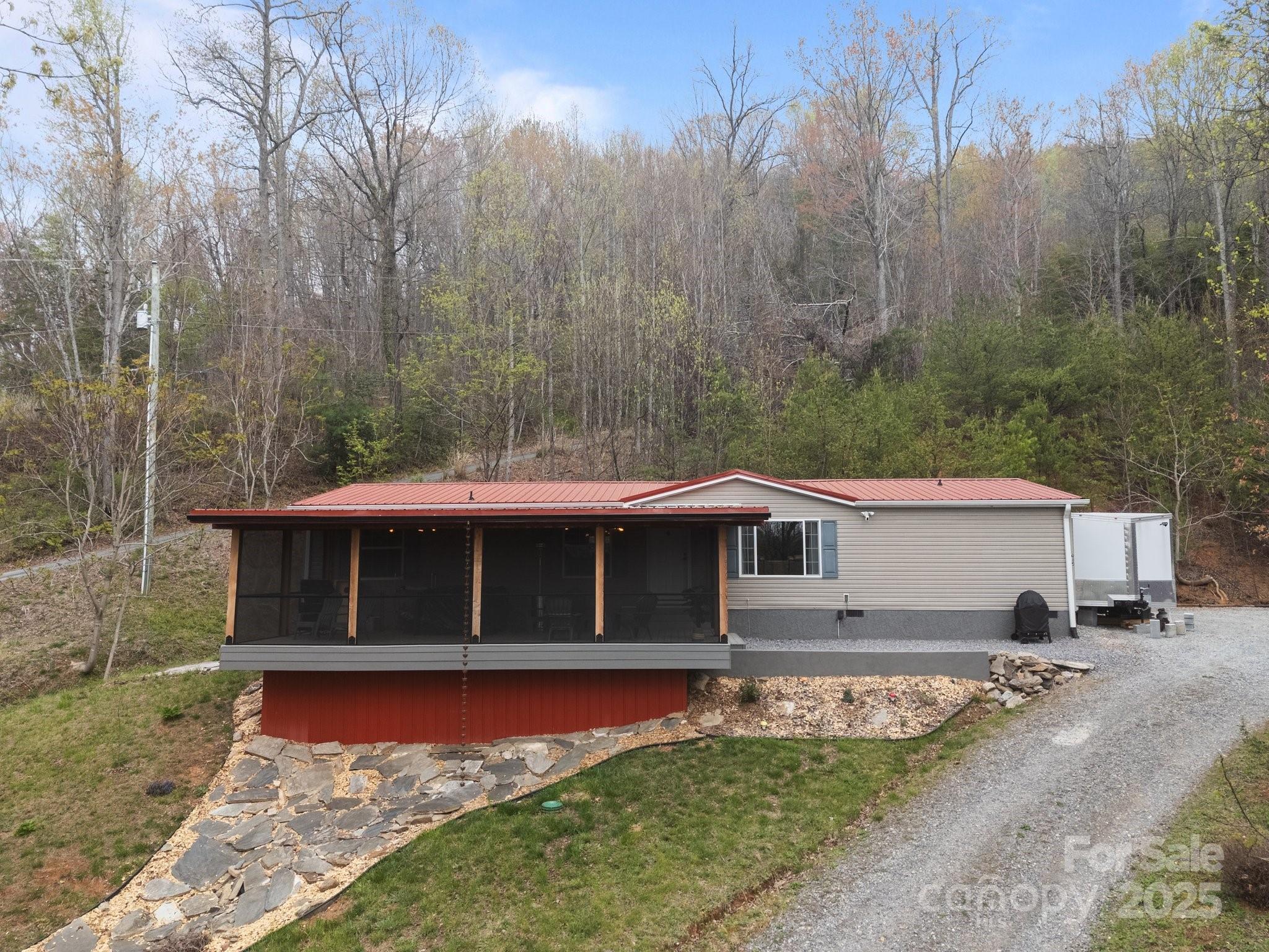 615 School Road E