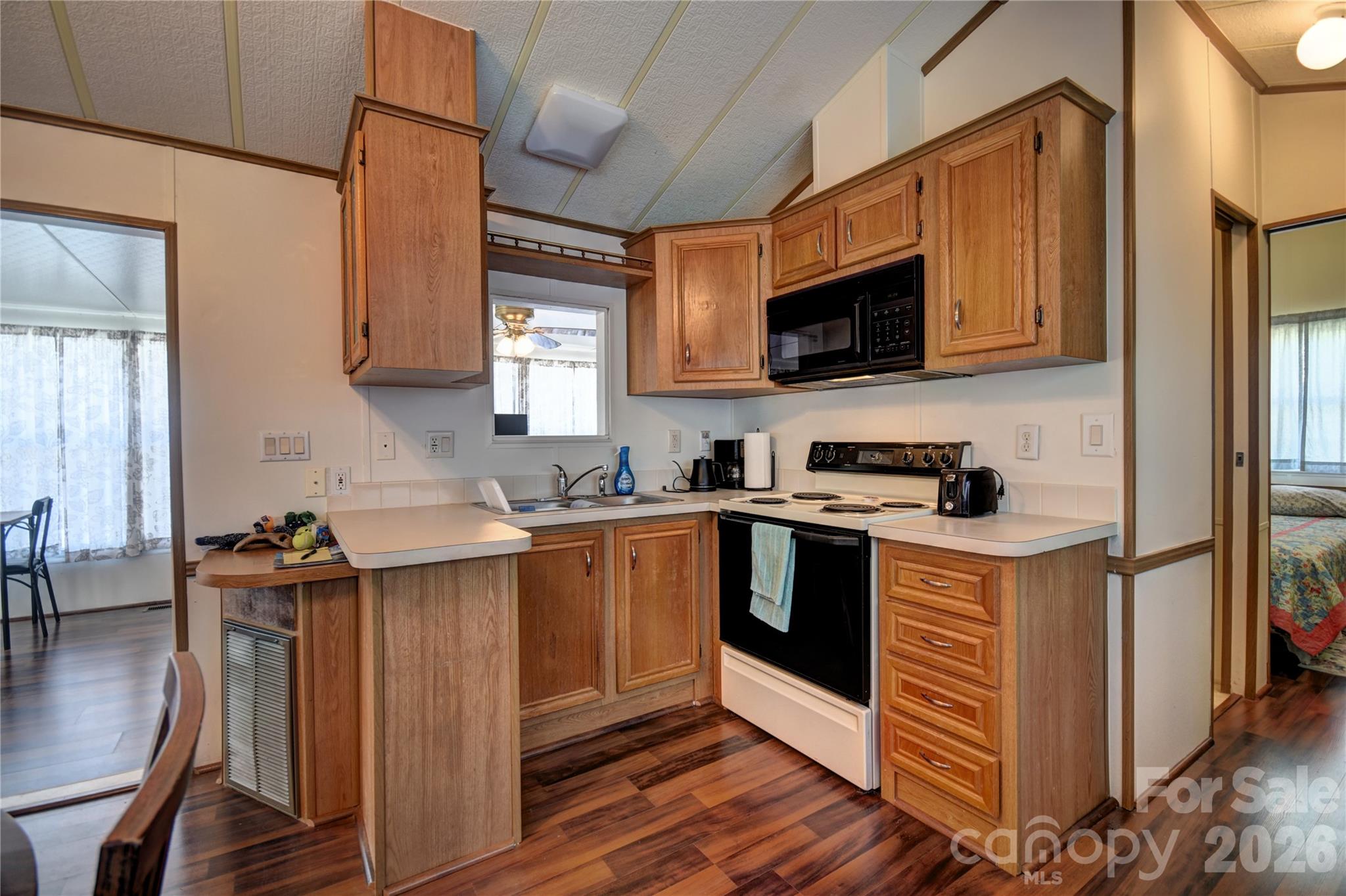 Dogwood Lakes - Residential