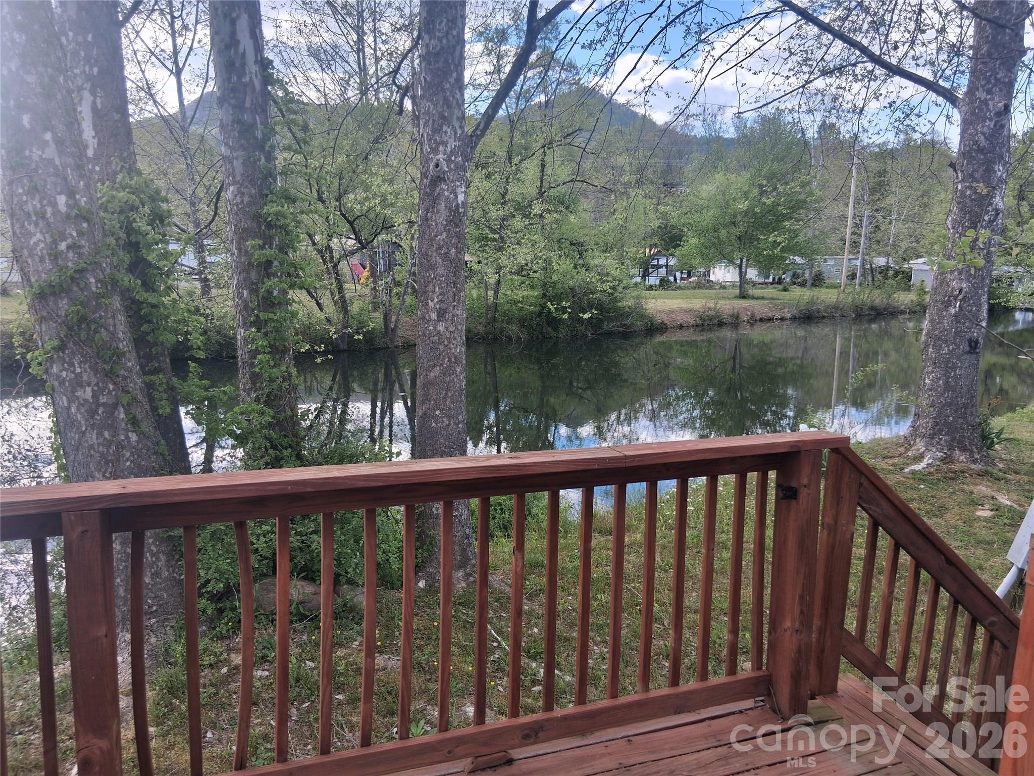 Dogwood Lakes - Residential
