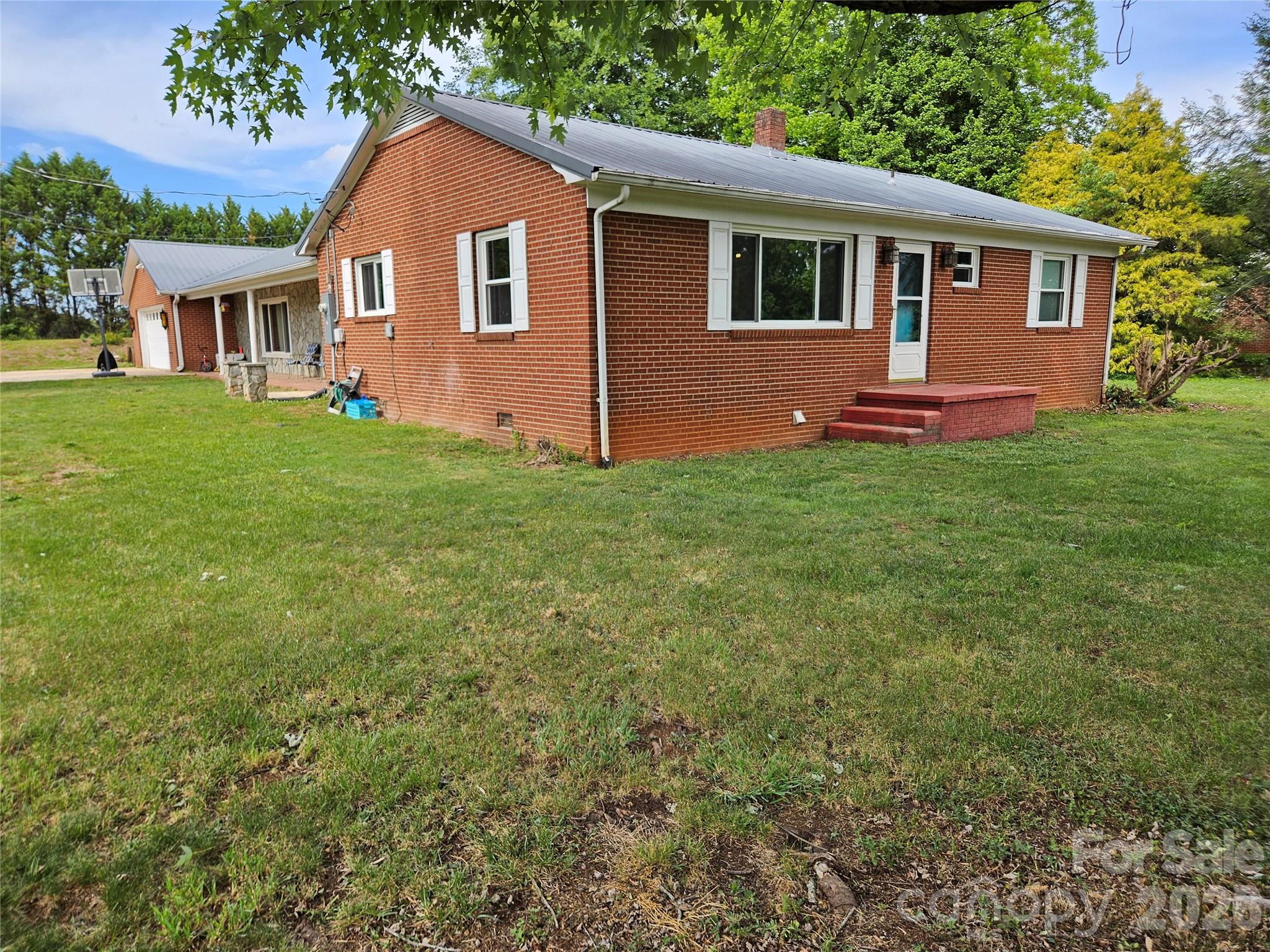 5136 Sherrill Drive
