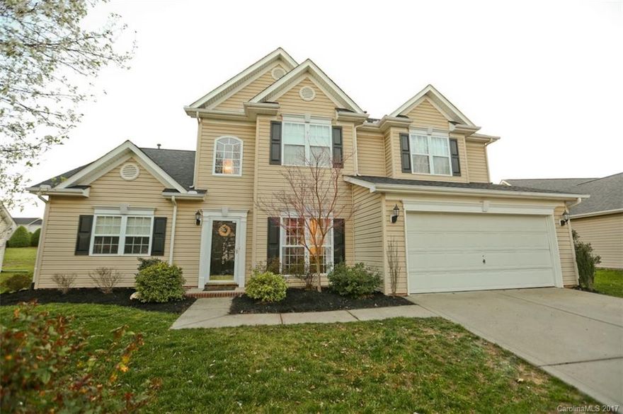 Move-in ready home located in the heart of Hickory Ridge Schools! 4BR/2.5BA with master on the main floor has a fantastic open floor plan, two story great room and updated kitchen. HUGE fenced in back yard and glass-in sunroom.   Bamboo floors throughout the main floor and a new Roof installed in 2016!