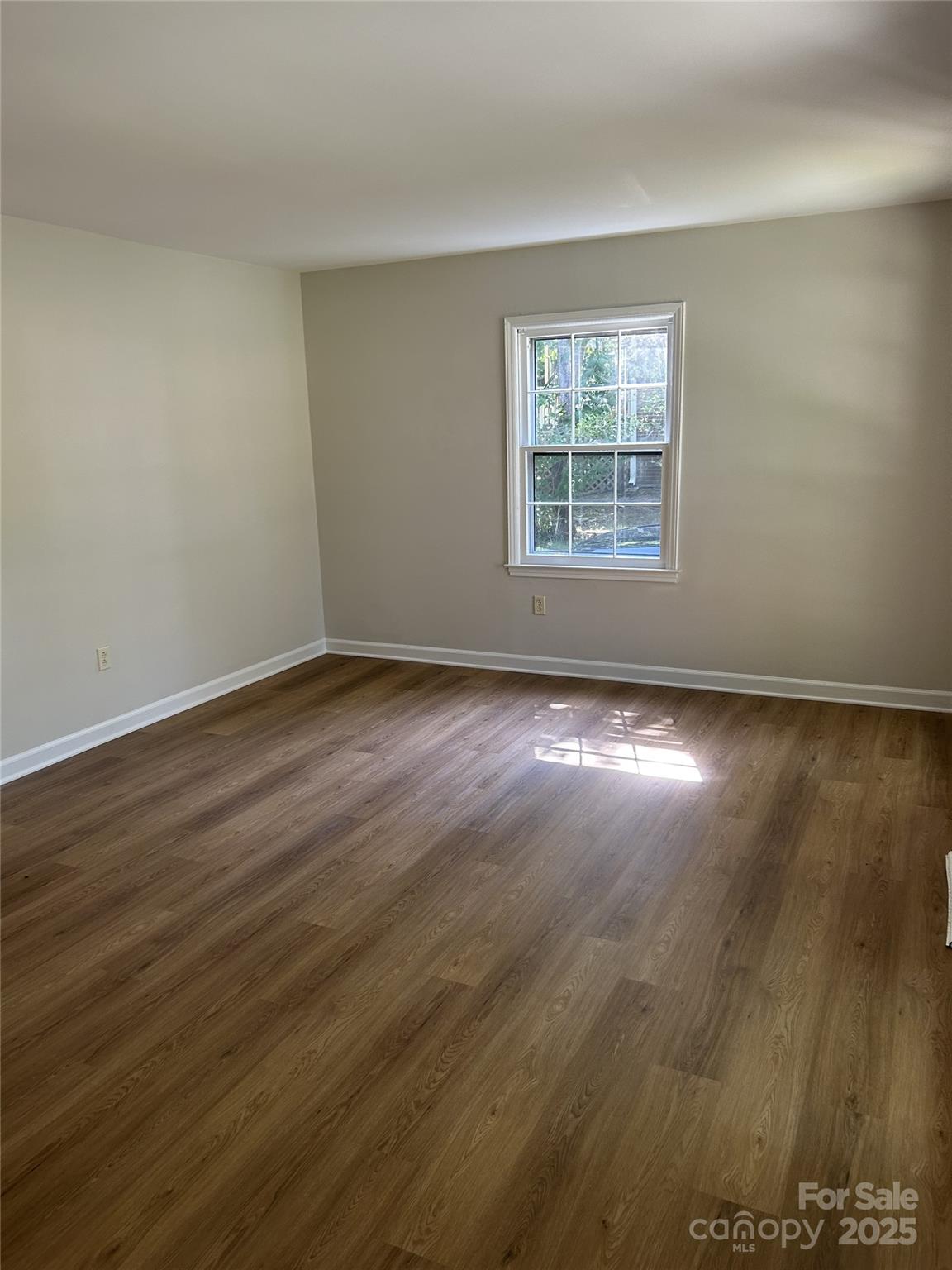1601 Bonnie Lane