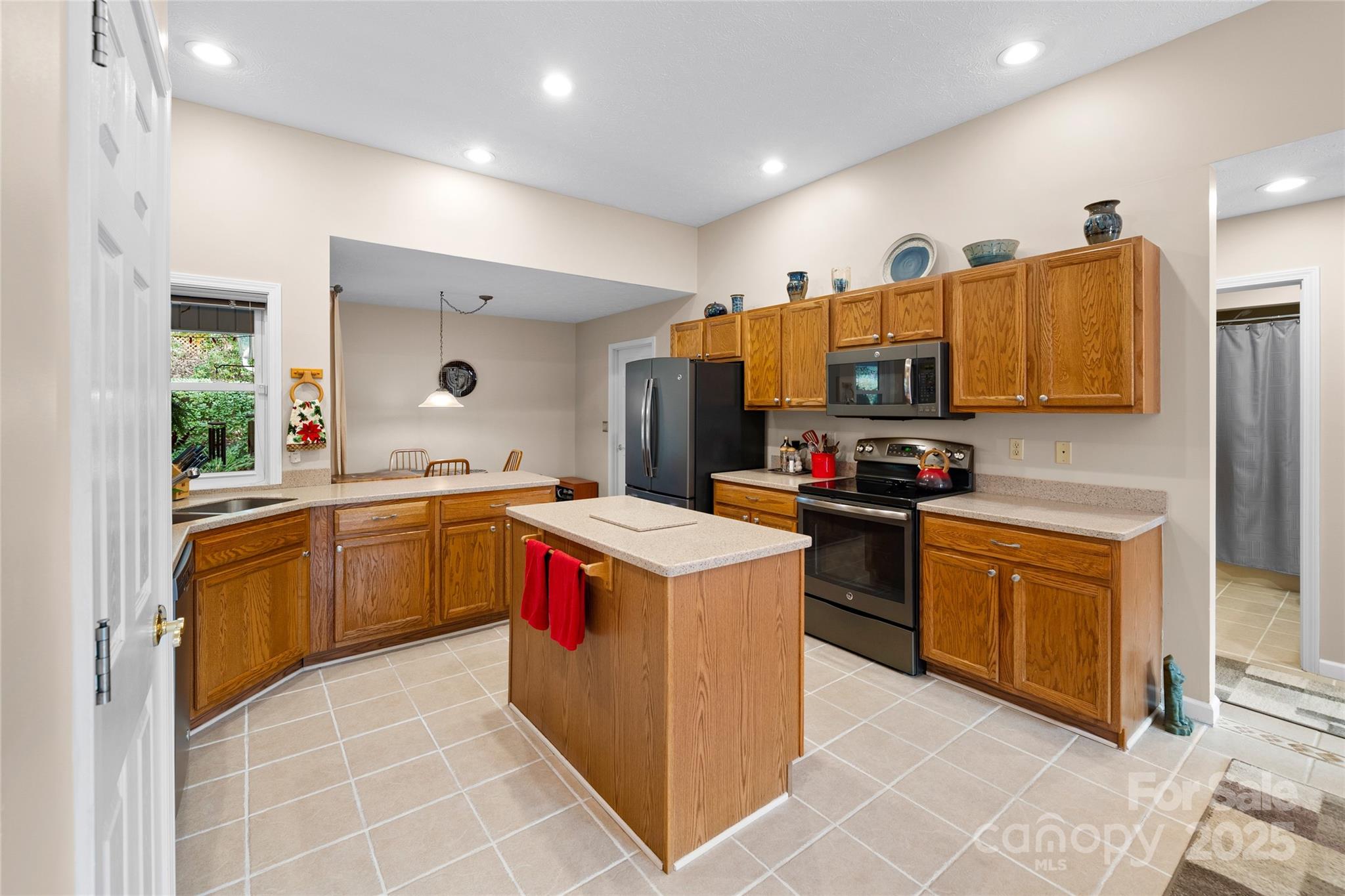 Etowahs Reach - Residential