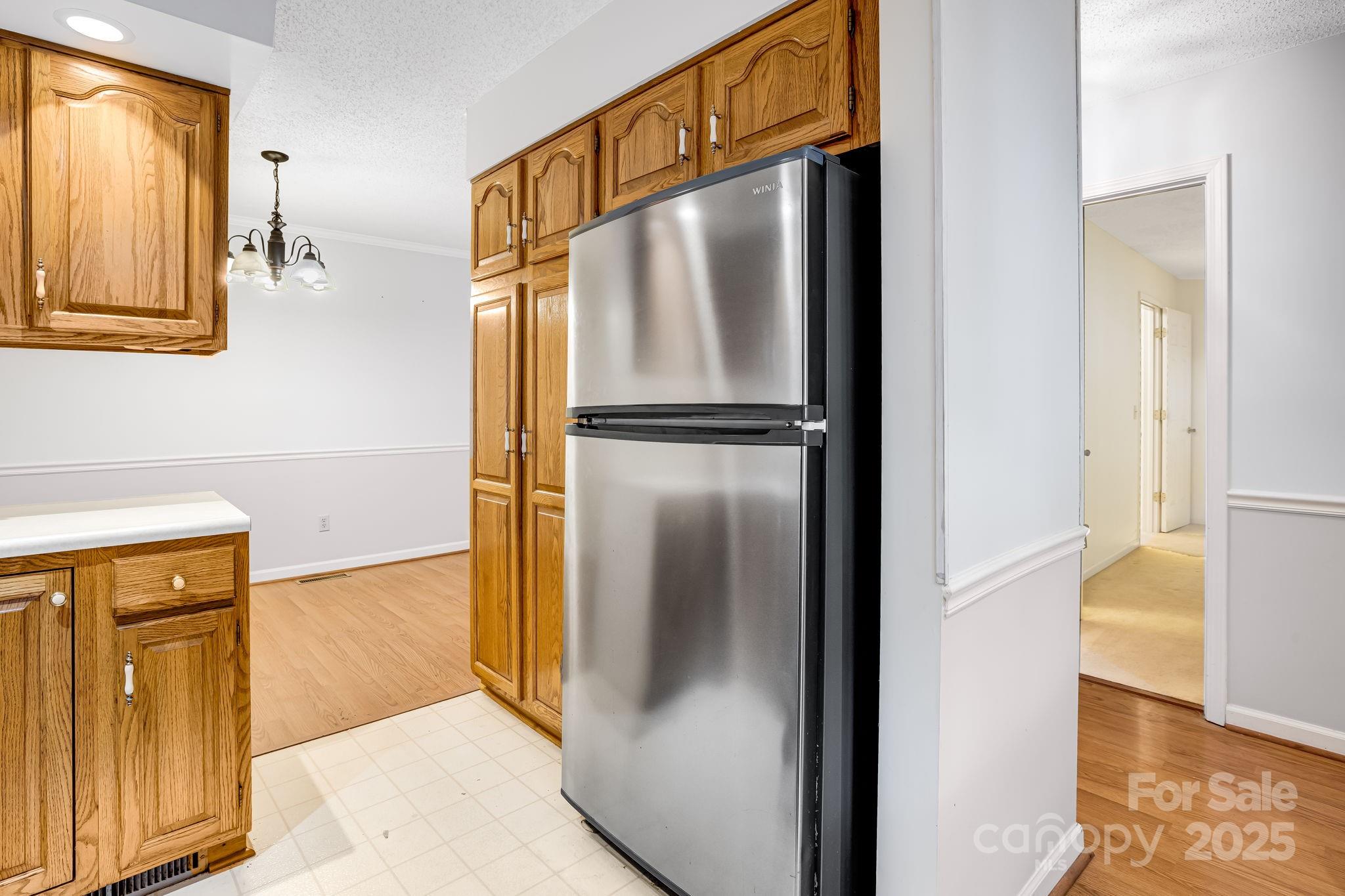 411 Britton Creek Drive 401
