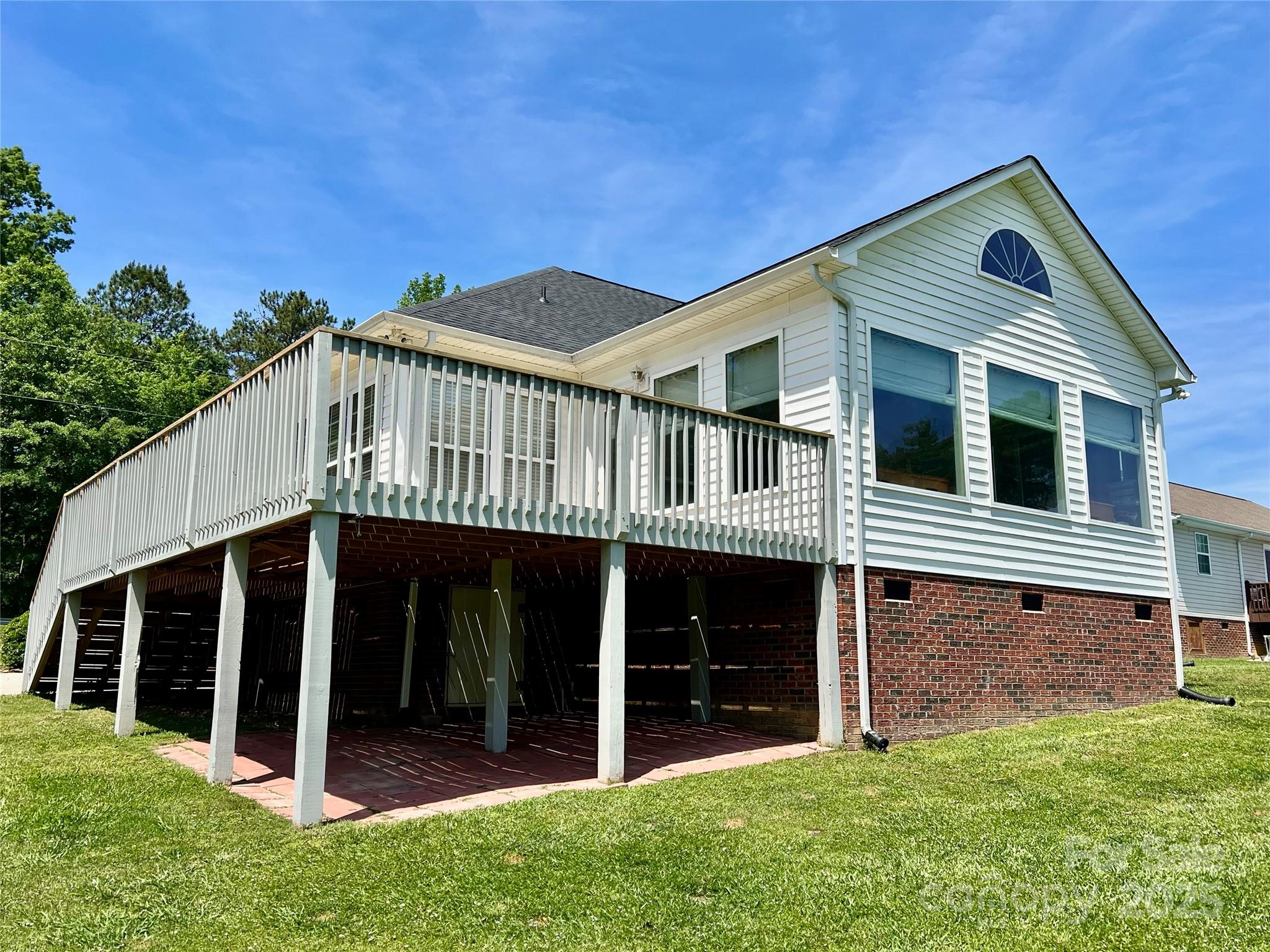 2547 Bill Thompson Road