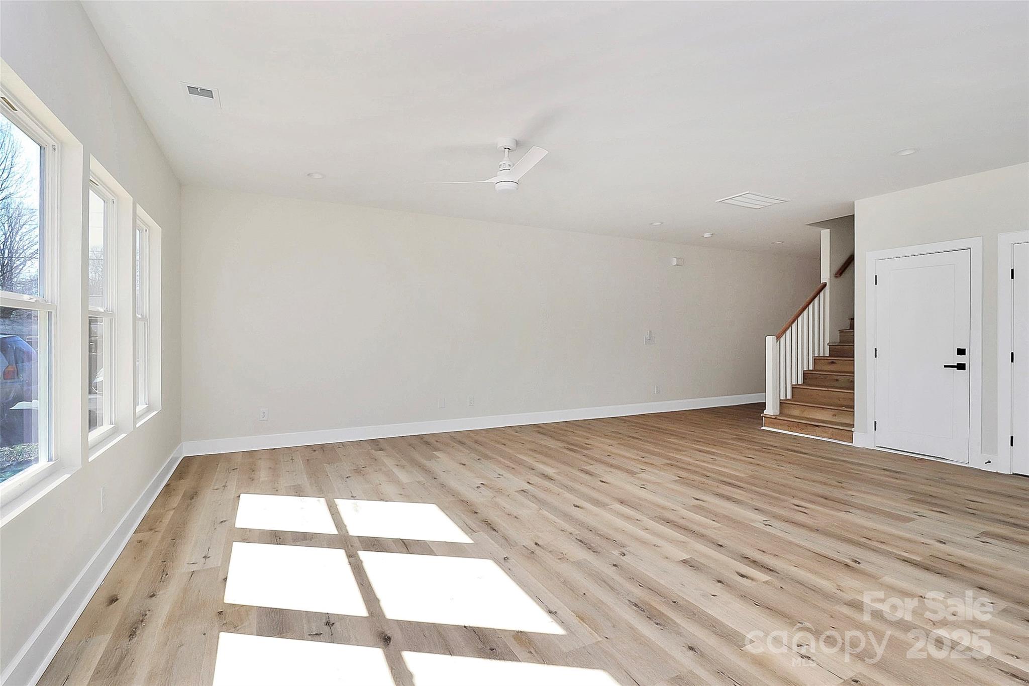 Royal Oaks - Residential