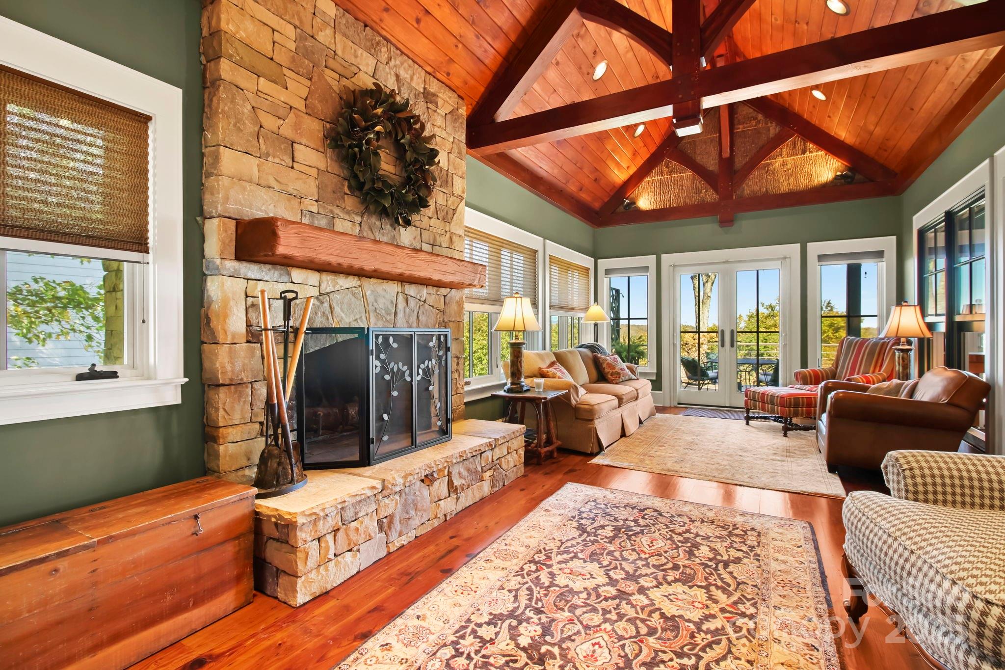 Green Hill - Residential