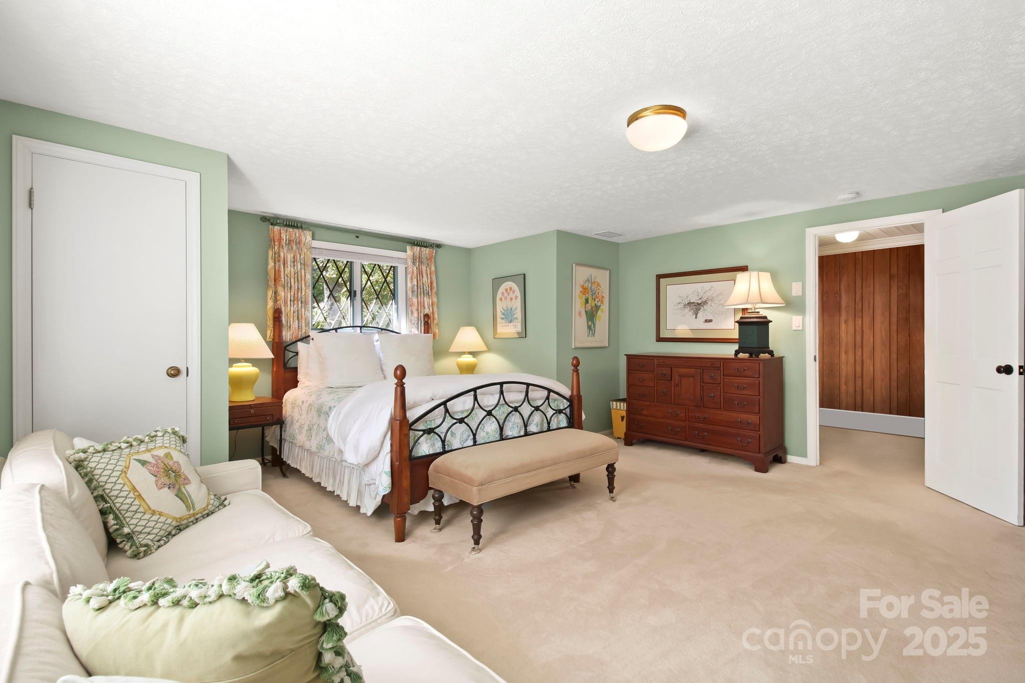 Green Hill - Residential