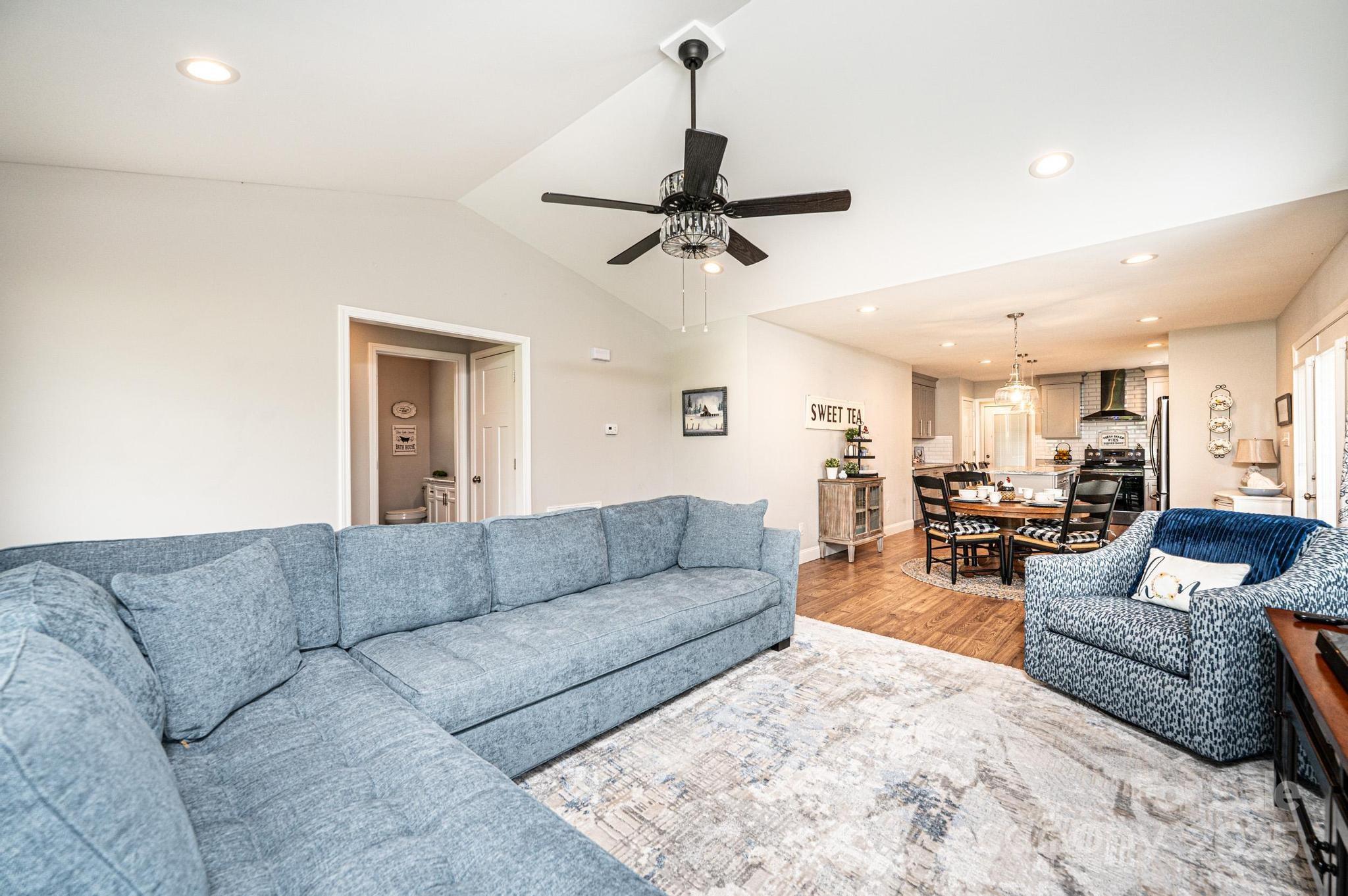 Willow Oaks - Residential