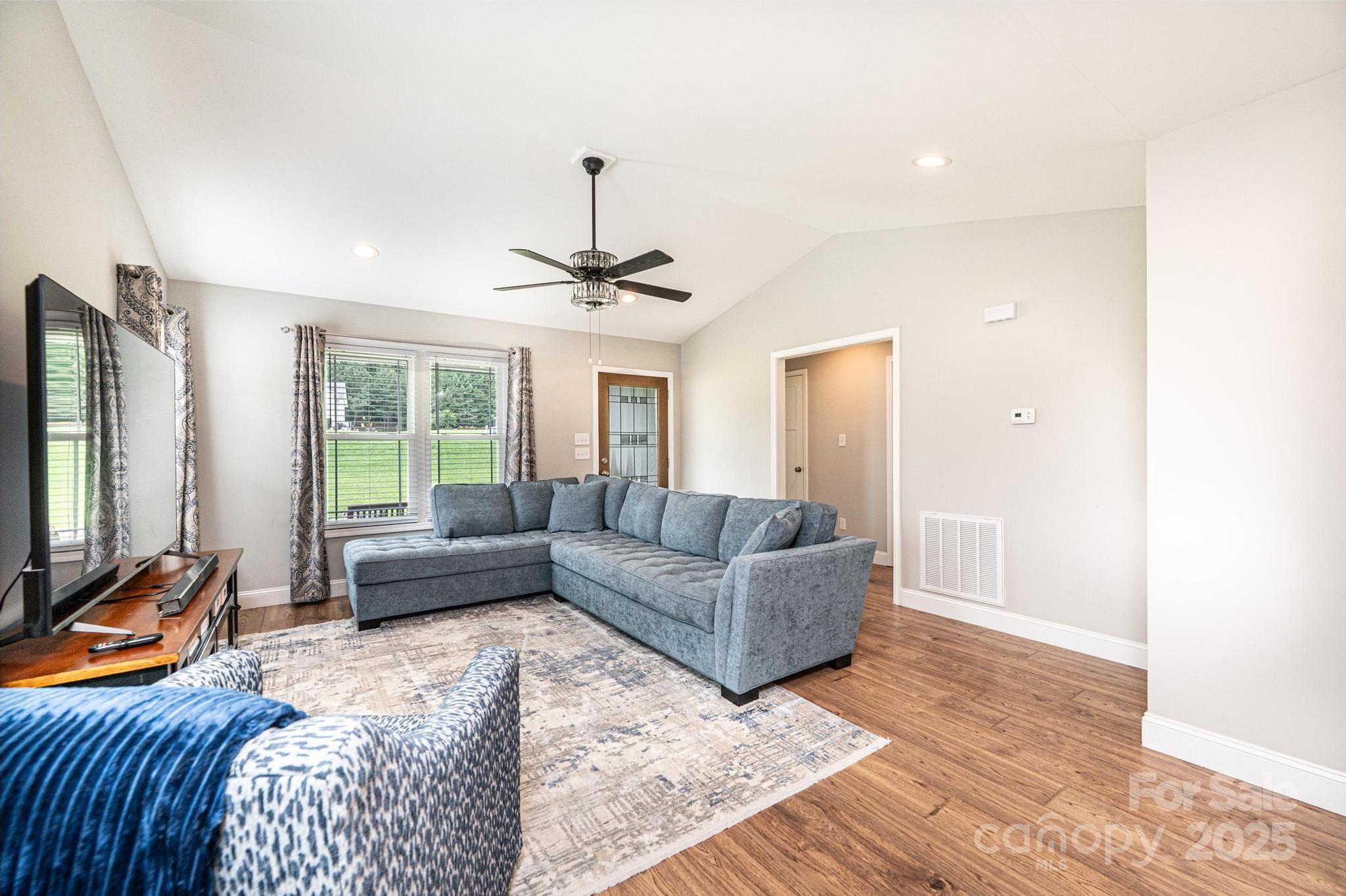 Willow Oaks - Residential