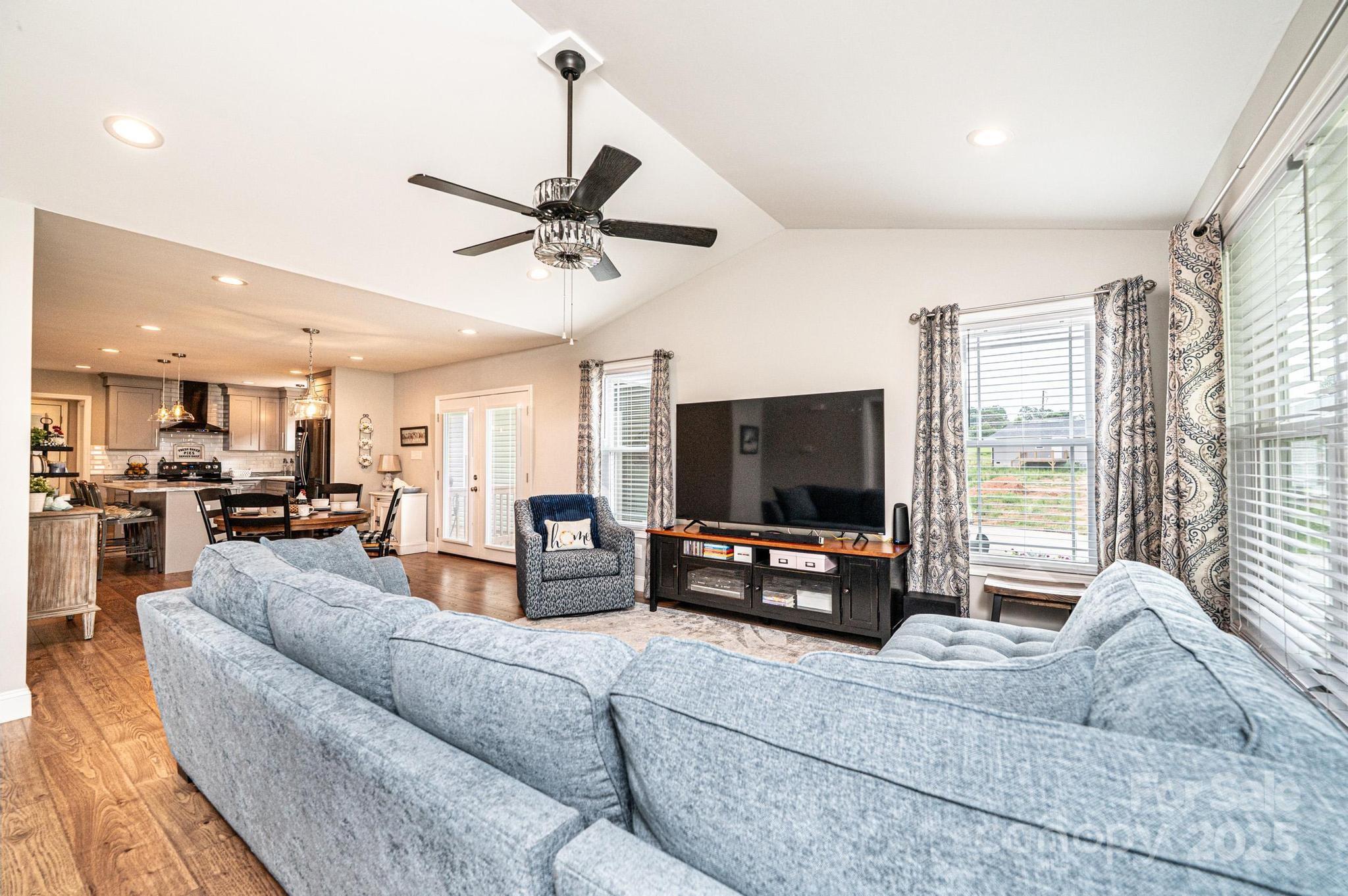Willow Oaks - Residential