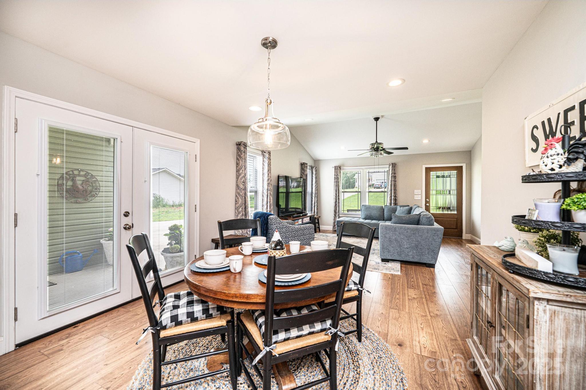 Willow Oaks - Residential