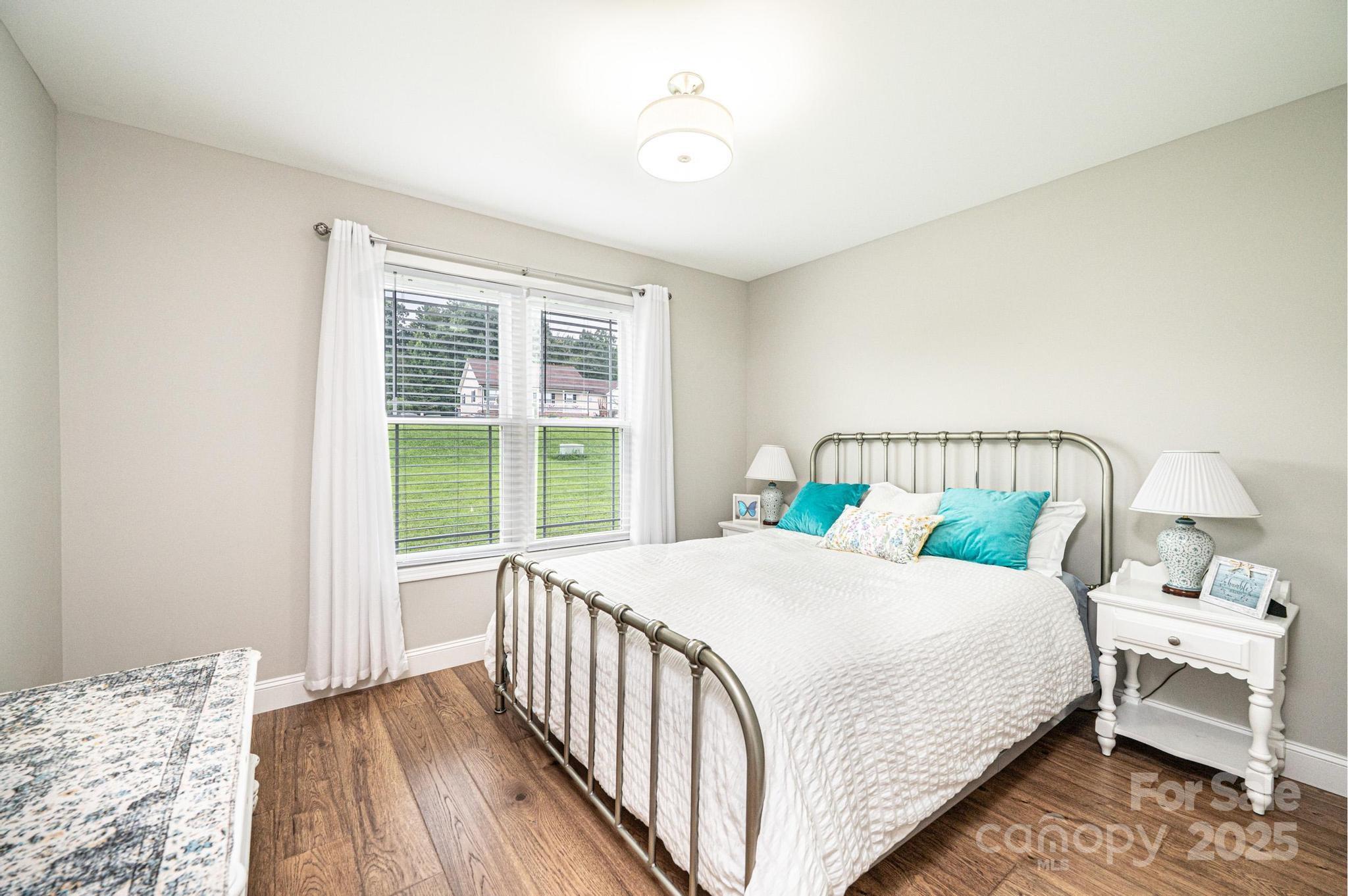 Willow Oaks - Residential