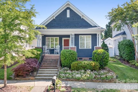 Photo of 17624 Invermere Avenue, Huntersville, NC 28078 (MLS # 4377250)
