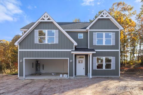 Photo of 123 Indian Wells Court, Harmony, NC 28634 (MLS # 4299705)