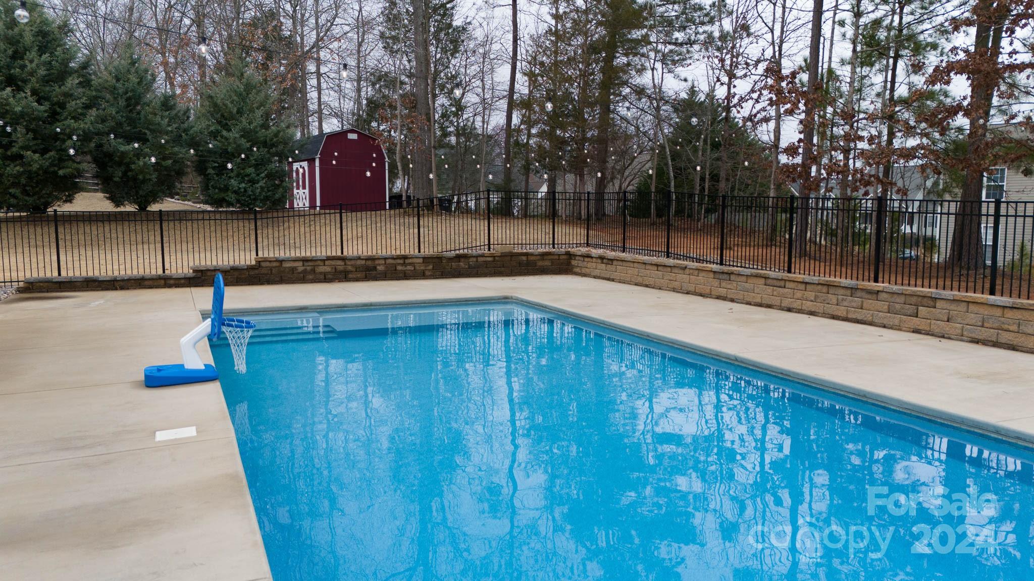 Stoneridge Lakes - Residential