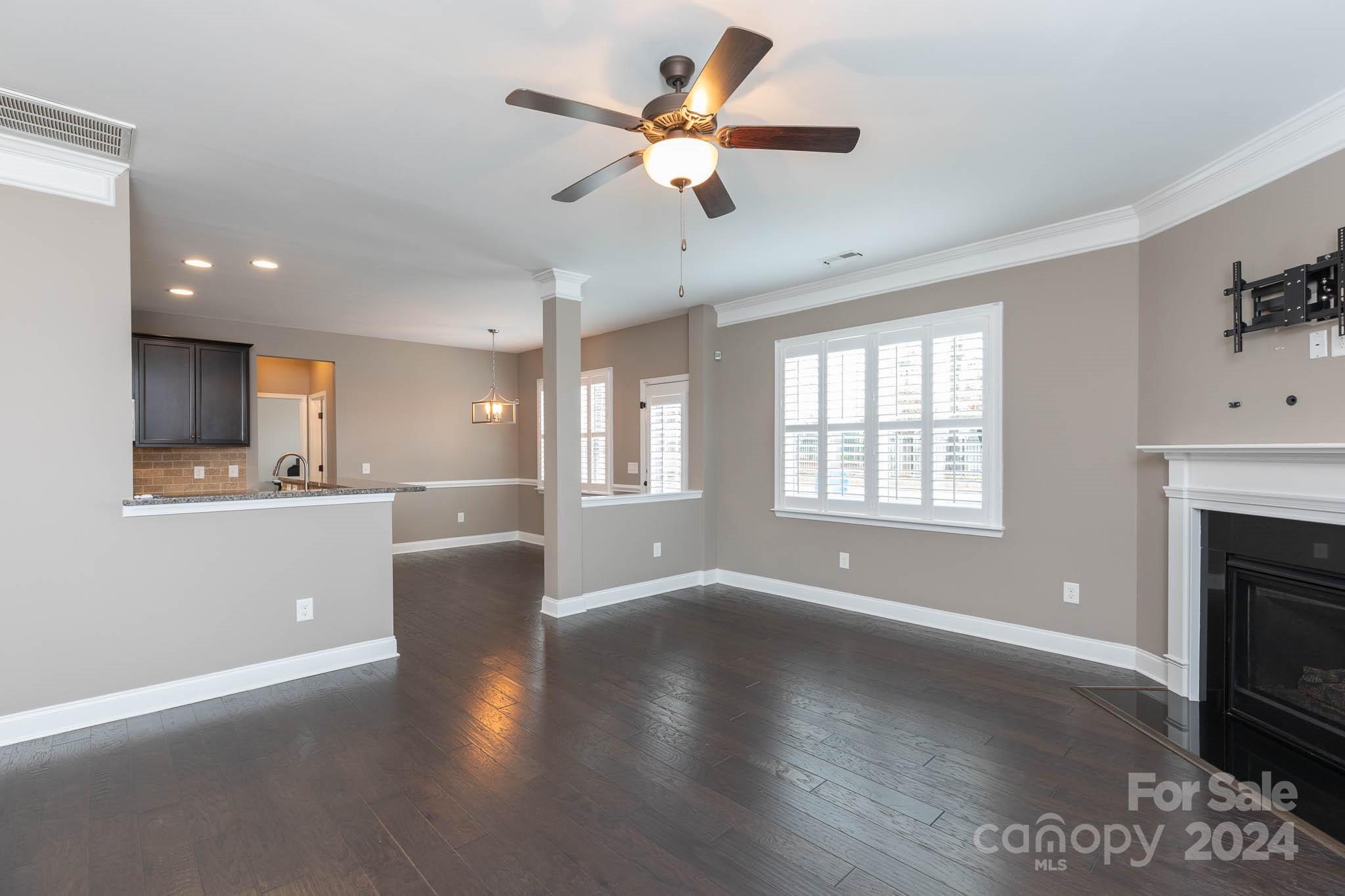 Stoneridge Lakes - Residential