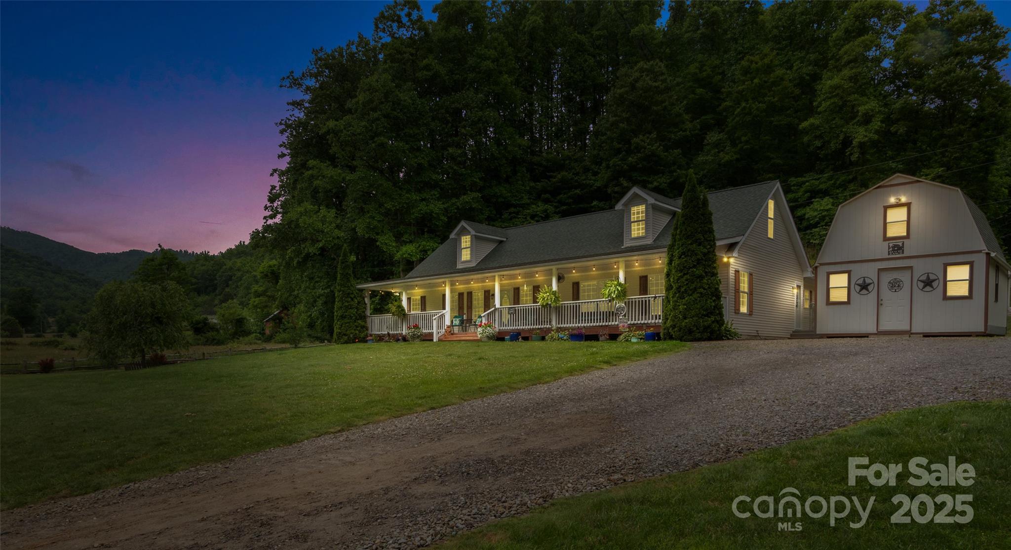 33 Copper Penny Lane
