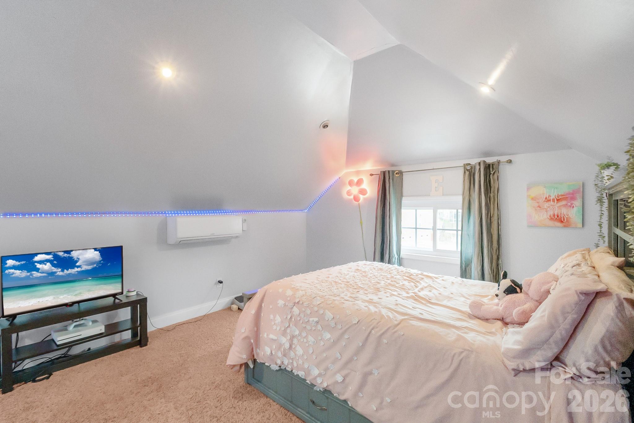 Mill Creek Falls - Residential