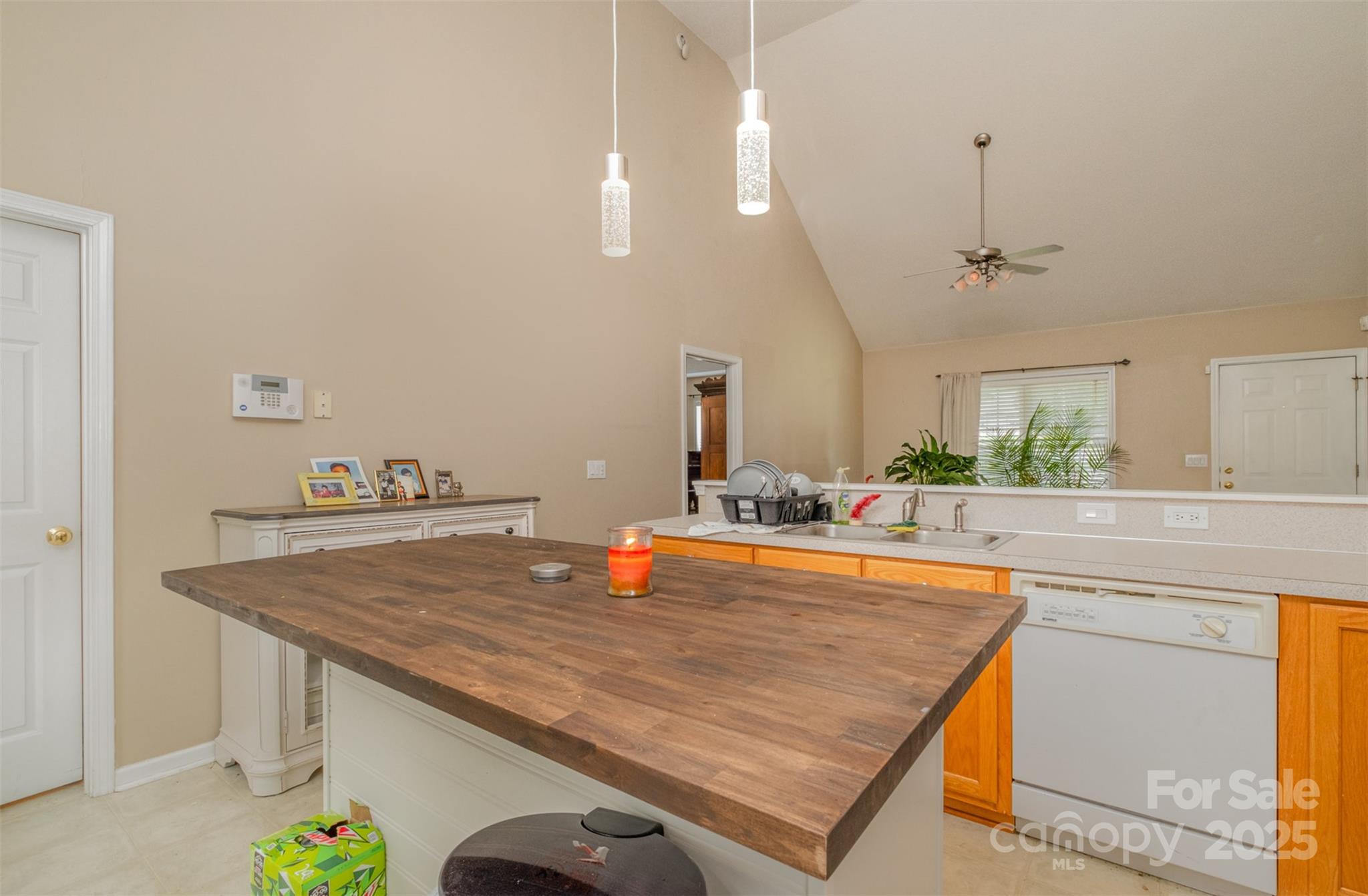 Pinecrest - Residential