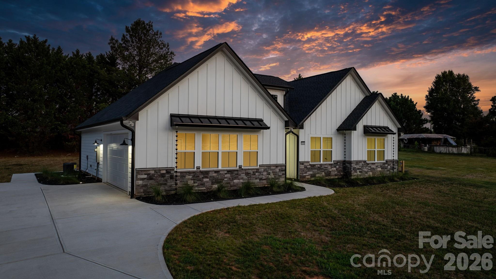 520 Allen Way