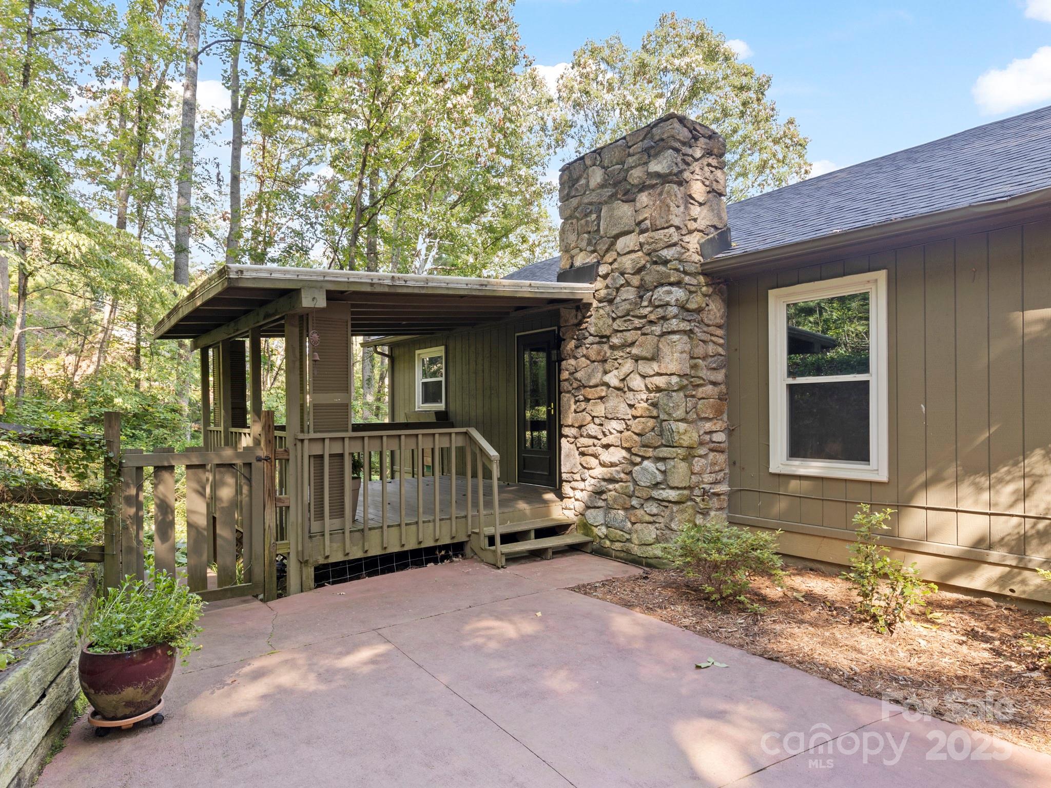 6 Wilderness Cove Road
