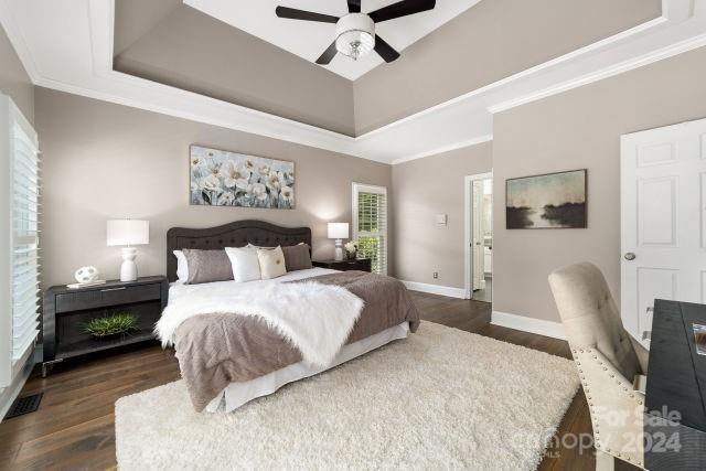 Queens Cove - Residential