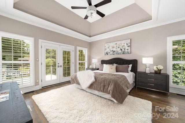 Queens Cove - Residential