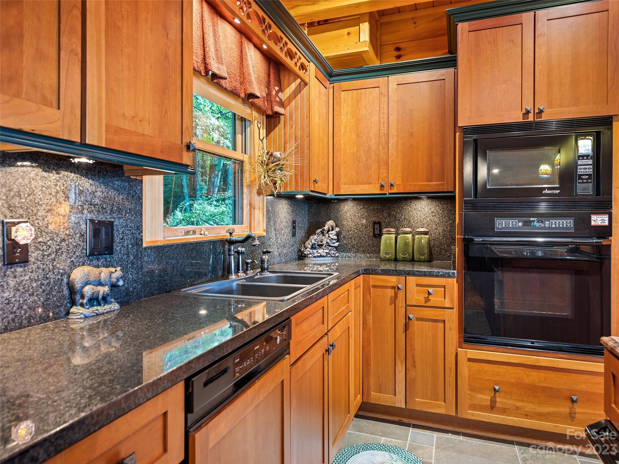 Smoky Mountain Retreat at Eagles Nest - Residential