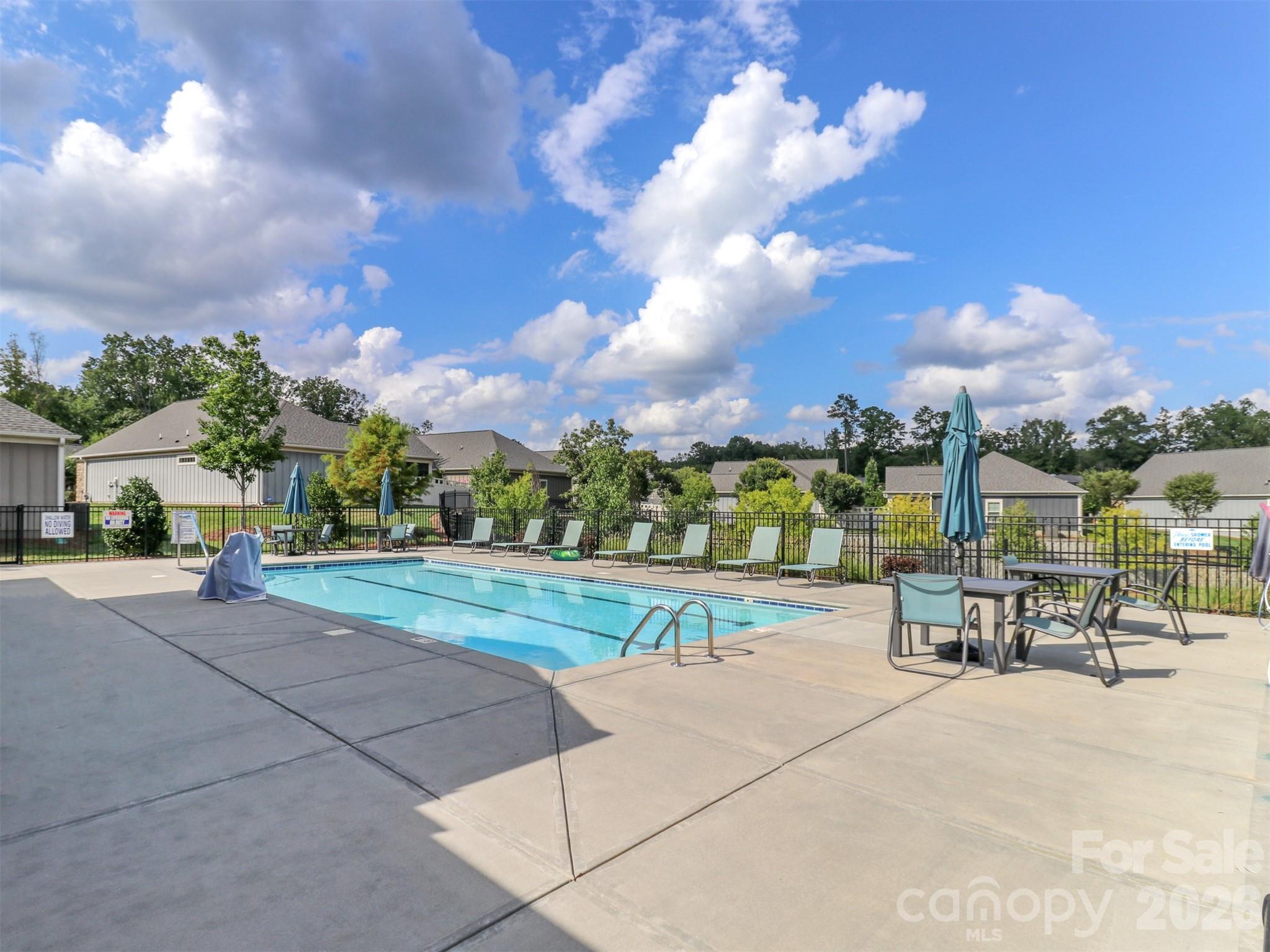 The Courtyards at Wesley Chapel - Residential