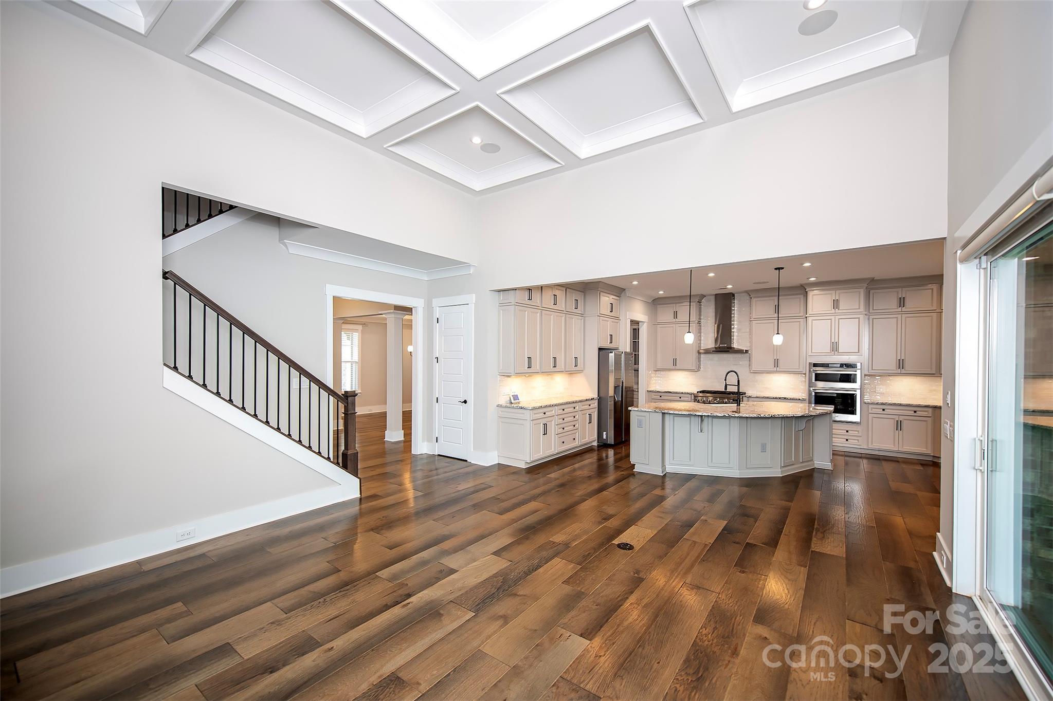 Cavesson - Residential