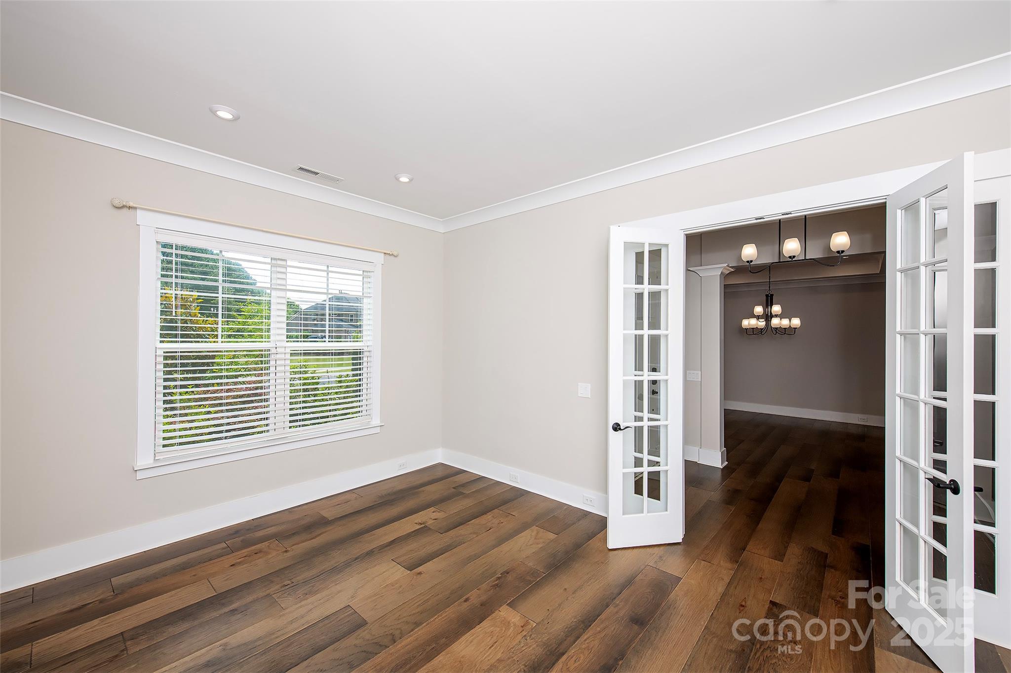 Cavesson - Residential