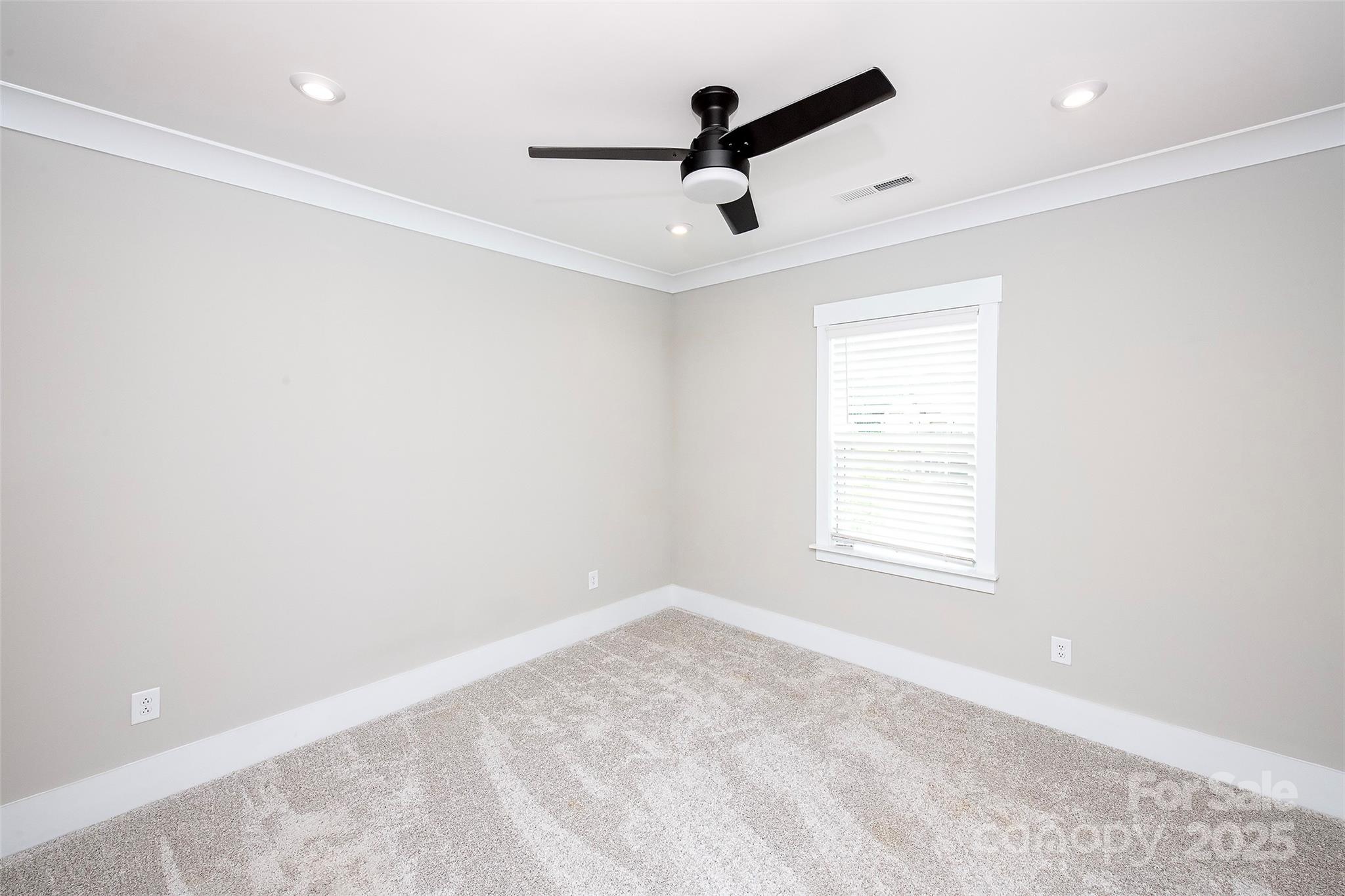 Cavesson - Residential