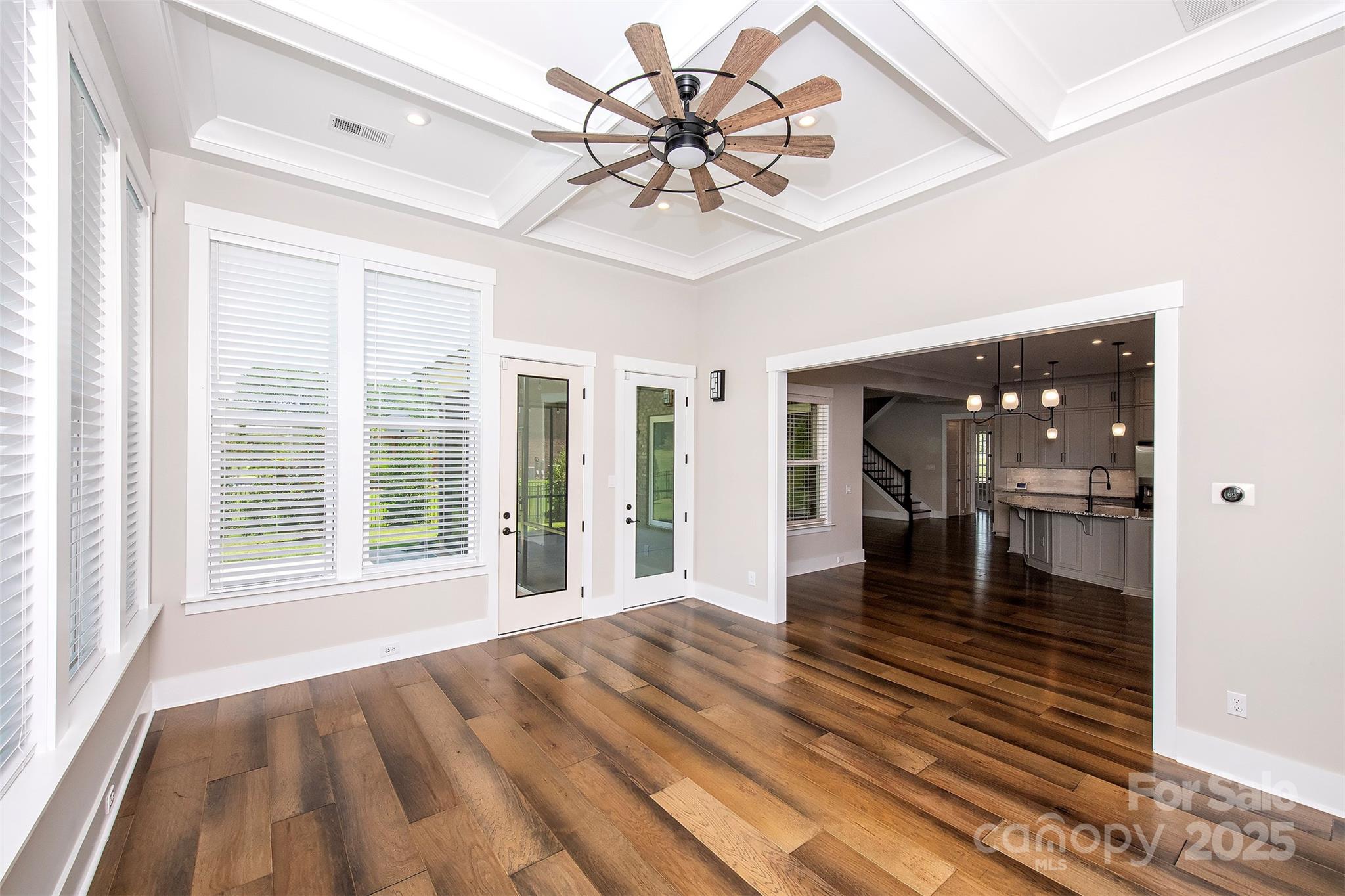 Cavesson - Residential