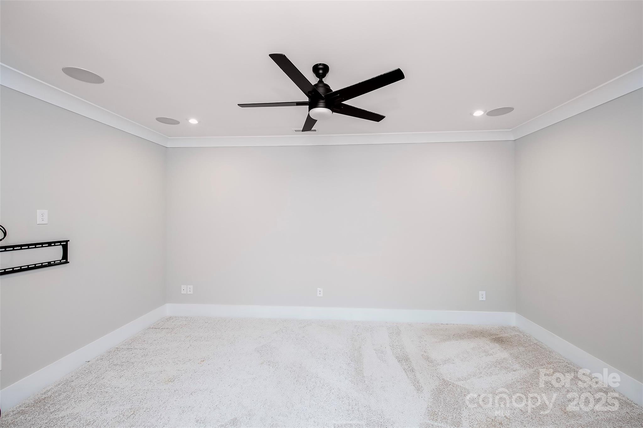 Cavesson - Residential