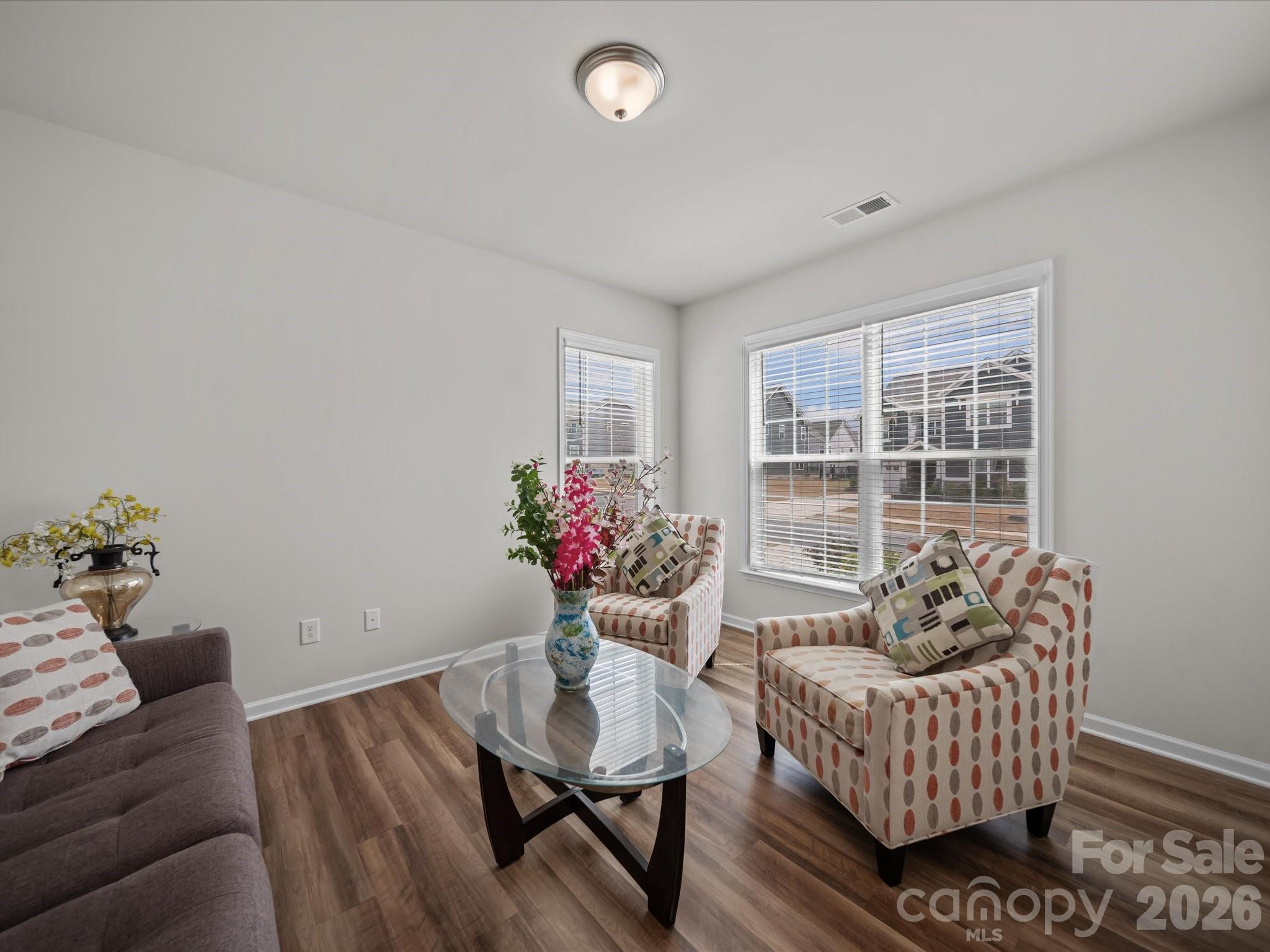 9582 Creighton Road NW