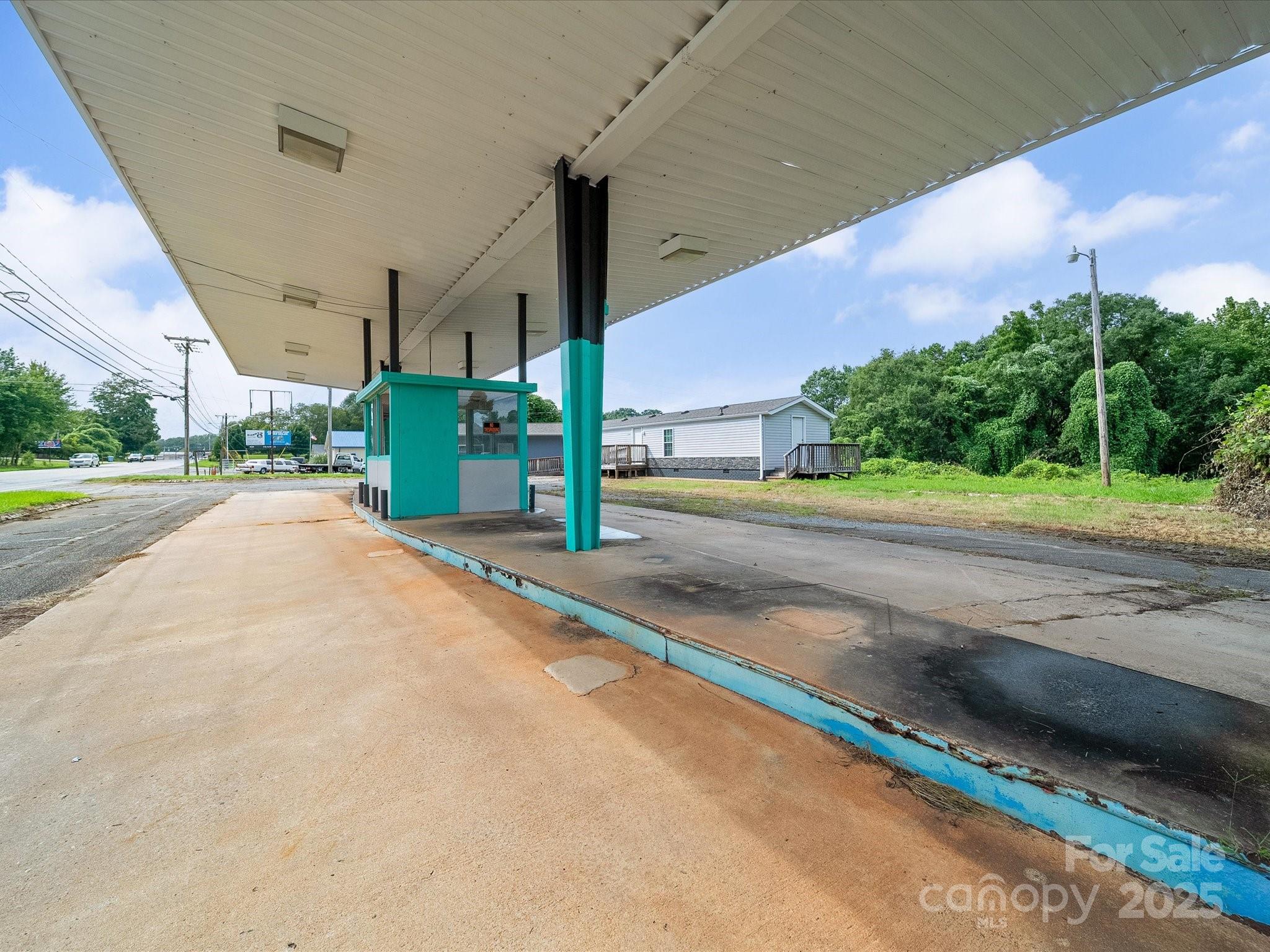 1168 W Main Street