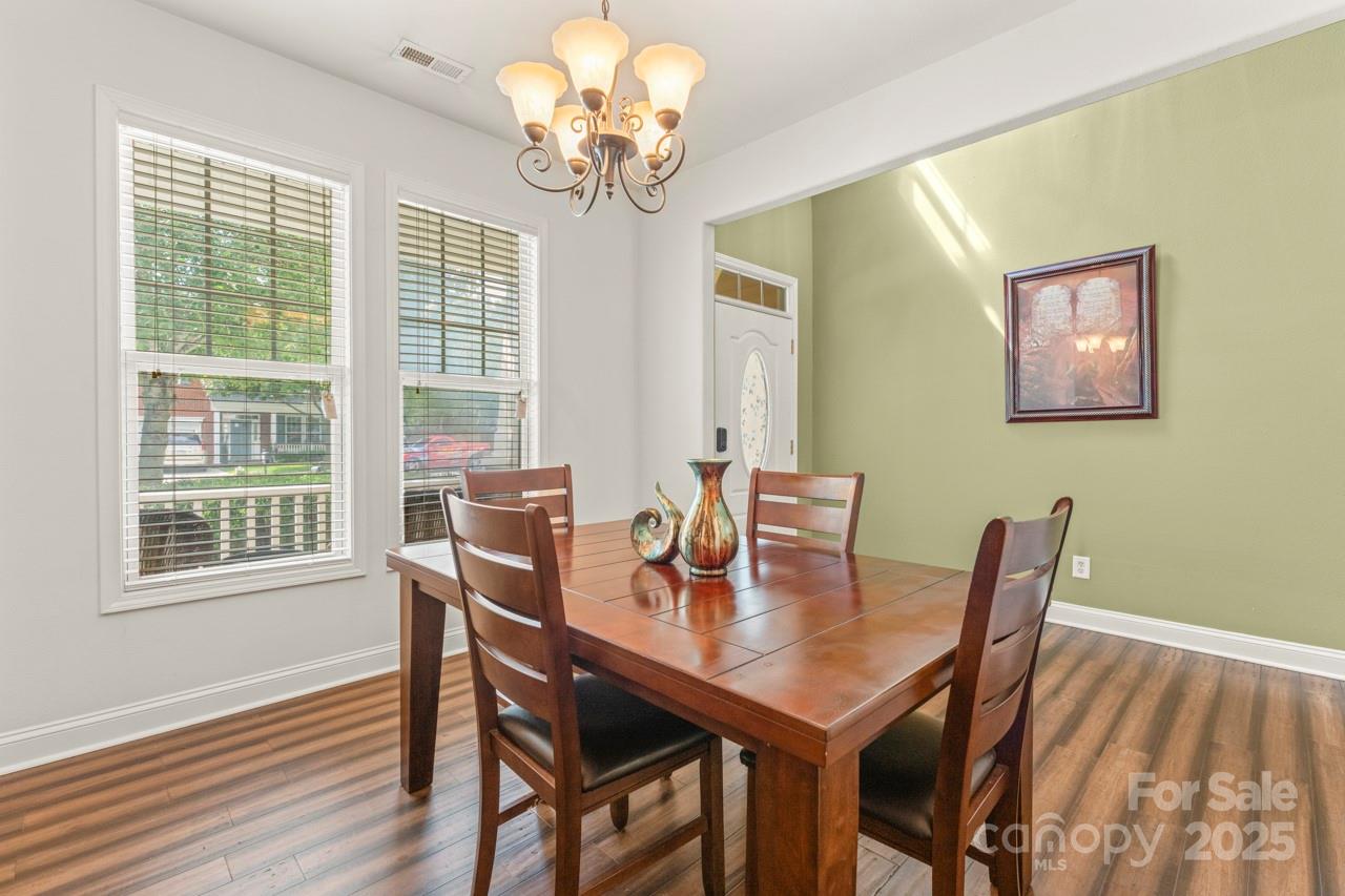 1585 NW WILBURN PARK Lane NW