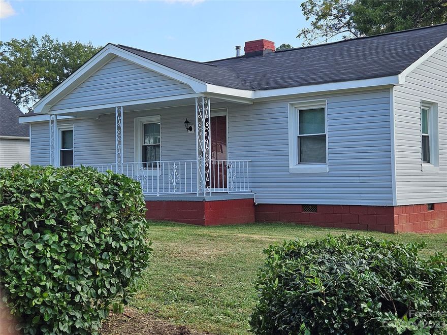 NEW!  NEW!  NEW!  That's best descriptive word for this awesome renovated duplex property. NEW Roof.  NEW Windows.  NEW Vinyl siding.  NEW HVAC.  NEW carpet.  NEW Luxury Vinyl Plank flooring.  NEW kitchen cabinets, sinks, countertops, appliances, faucets, NEW Bath vanity, sink,  faucets, Marble shower, accessories, NEW light fixtures, outlets and switches and...
S O   M U C H   M O R E !!!

this duplex is situated on a corner with each unit's address on different streets..(1325 Thomasboro Dr  and 3830 Westway Dr.)   This duplex consists of a 3 BR/1Bt in one unit (1325) and 2 BR /1Bt in 2nd unit (3830)
Immediate Area is experiencing much new construction and the close vicinity to uptown is helping drive values higher.  Convenient to Uptown Charlotte (11 minutes), I-85, I-77, and Charlotte  Airport (10 minutes).
